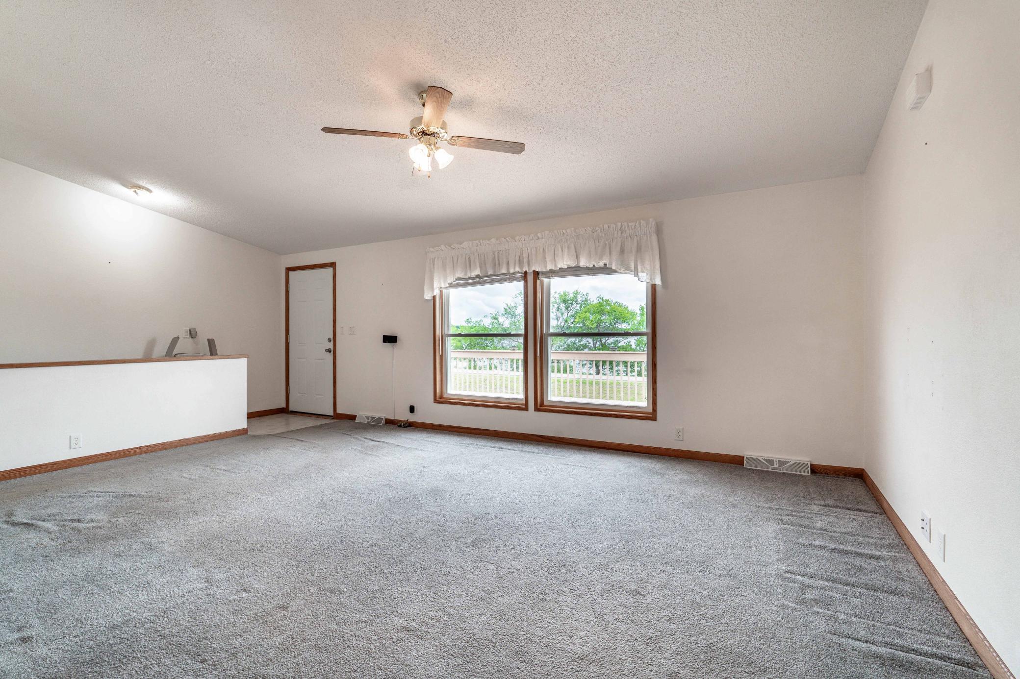 22733 Treetop Road Property Photo 18