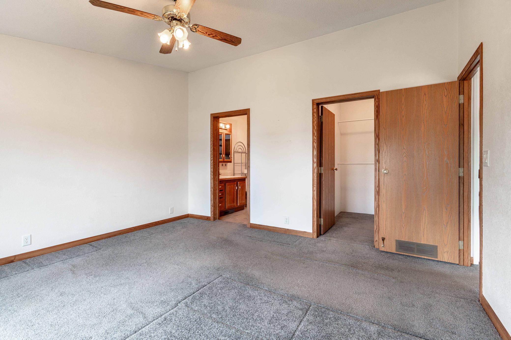 22733 Treetop Road Property Photo 36