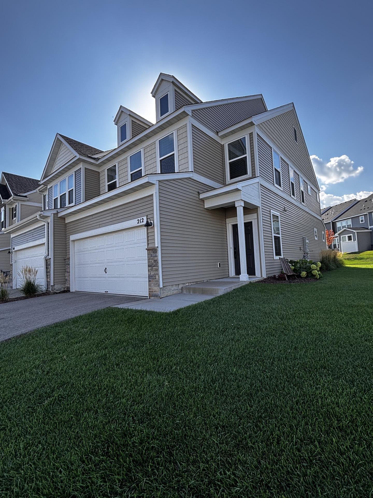 212 Junco Road N Property Photo 1