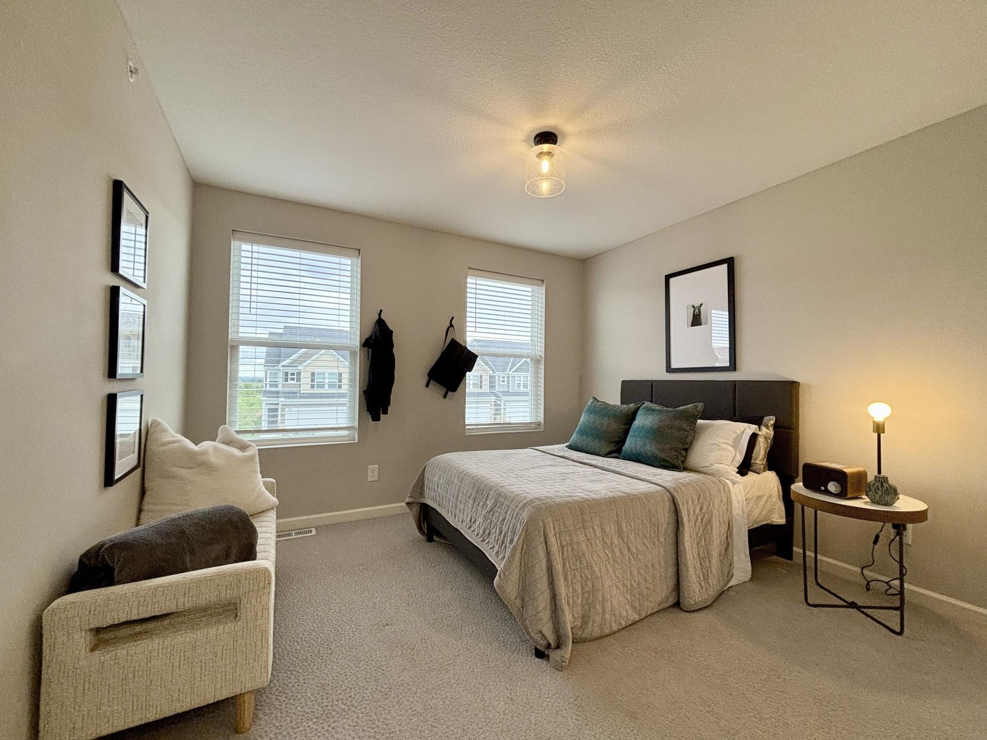 212 Junco Road N Property Photo 7