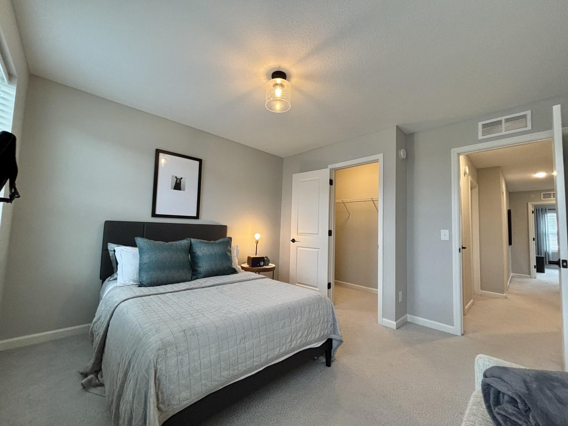 212 Junco Road N Property Photo 13