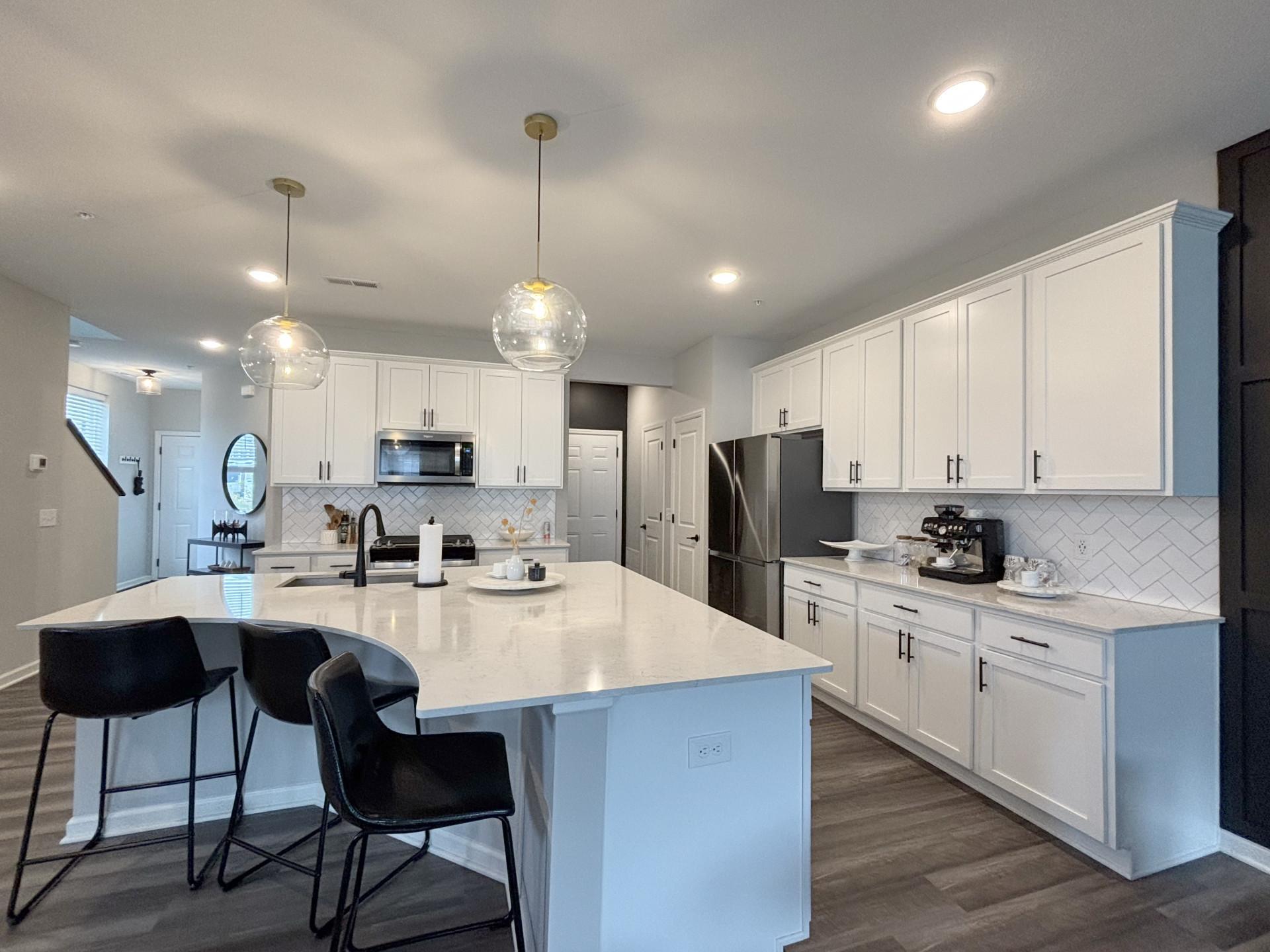 212 Junco Road N Property Photo 17