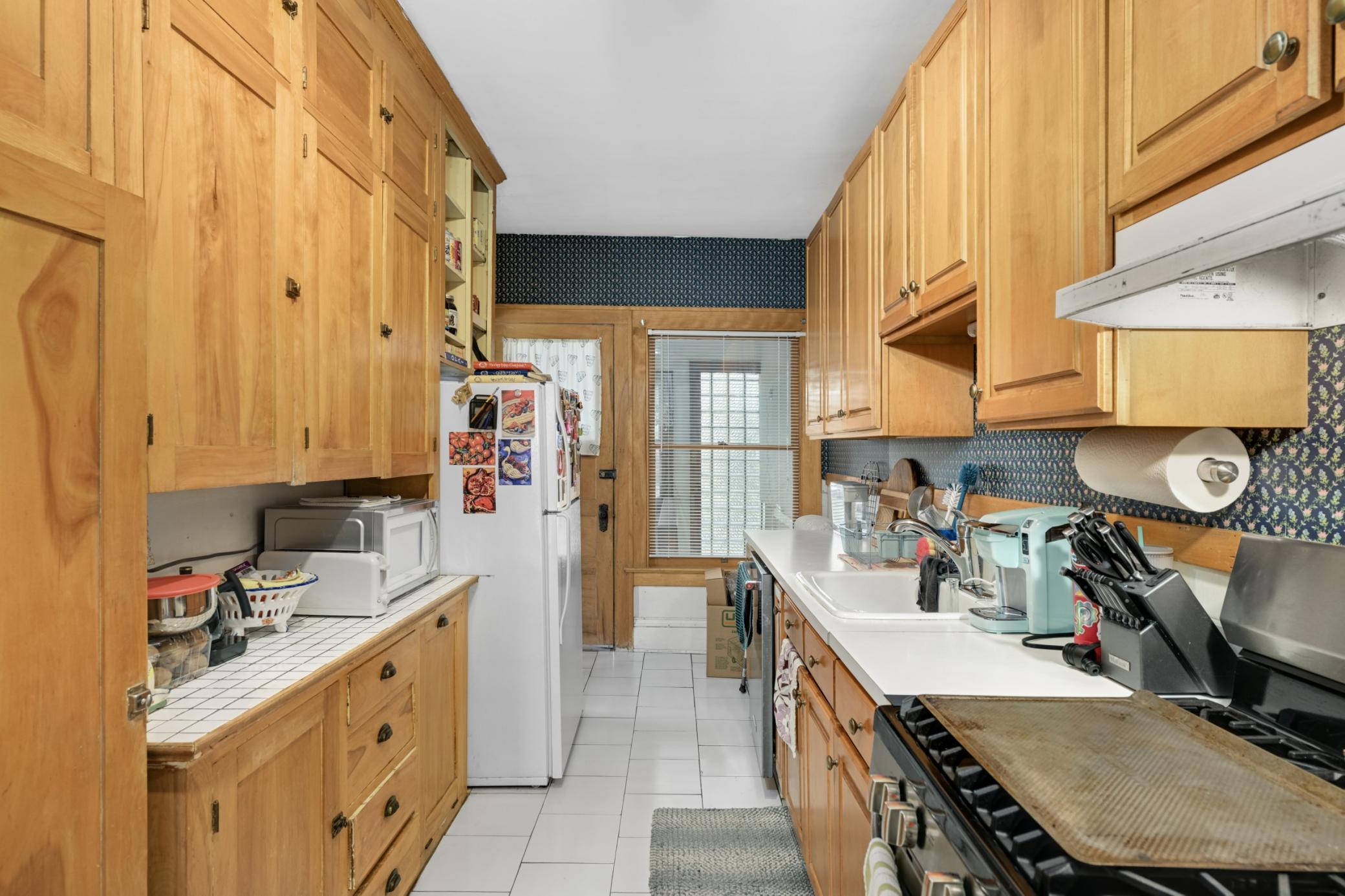 2121 Penn Avenue S Property Photo 33