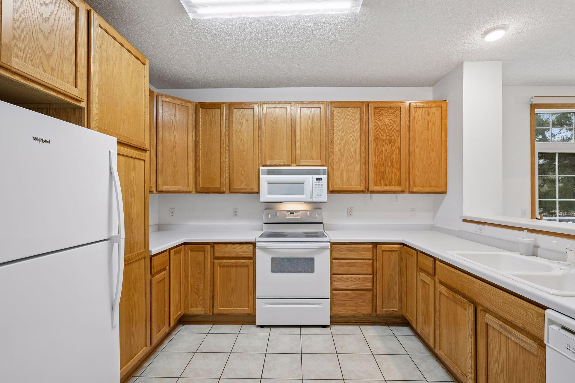17210 49th Avenue N B Property Photo 11