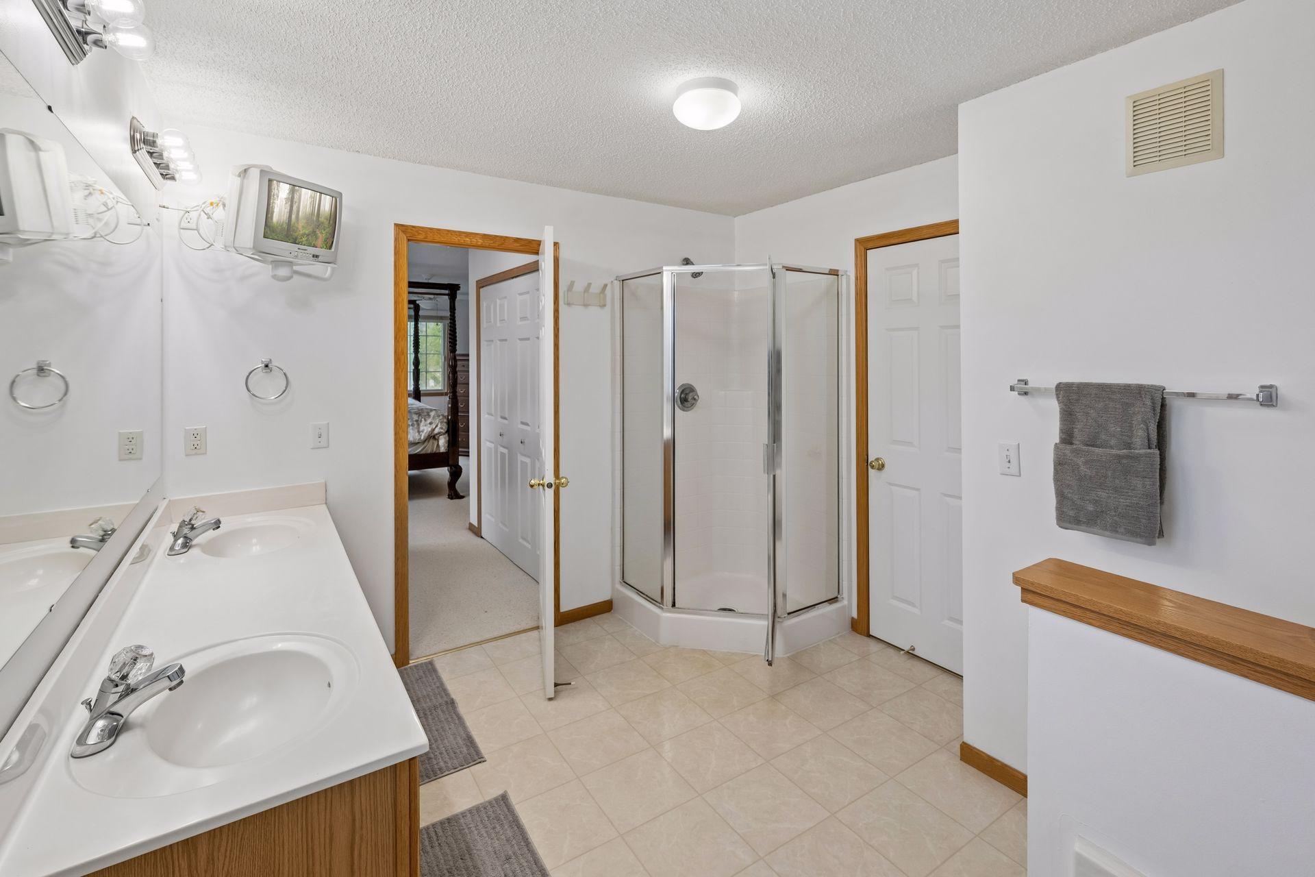 17210 49th Avenue N B Property Photo 29