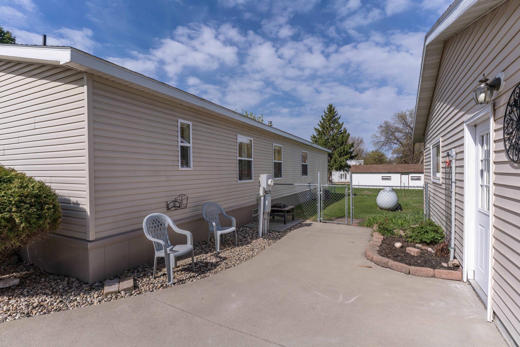 211 E Central Avenue Property Photo 42