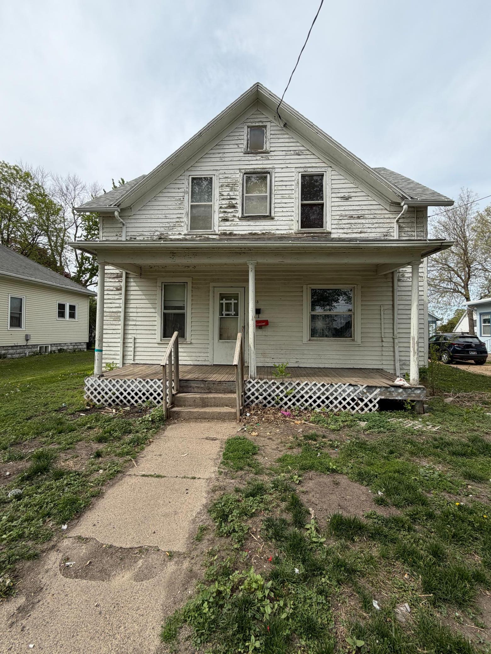 413 Budd Street Property Photo 1