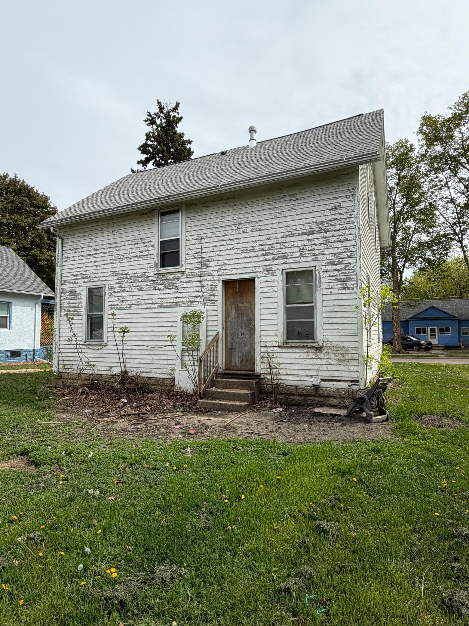413 Budd Street Property Photo 3