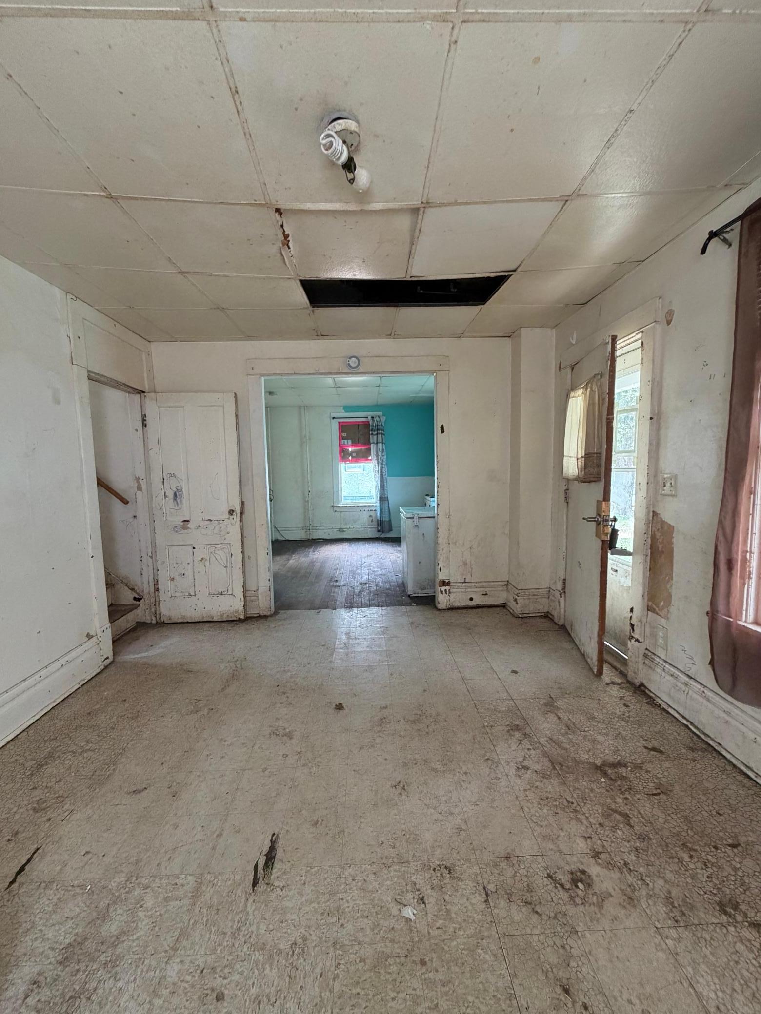 413 Budd Street Property Photo 11