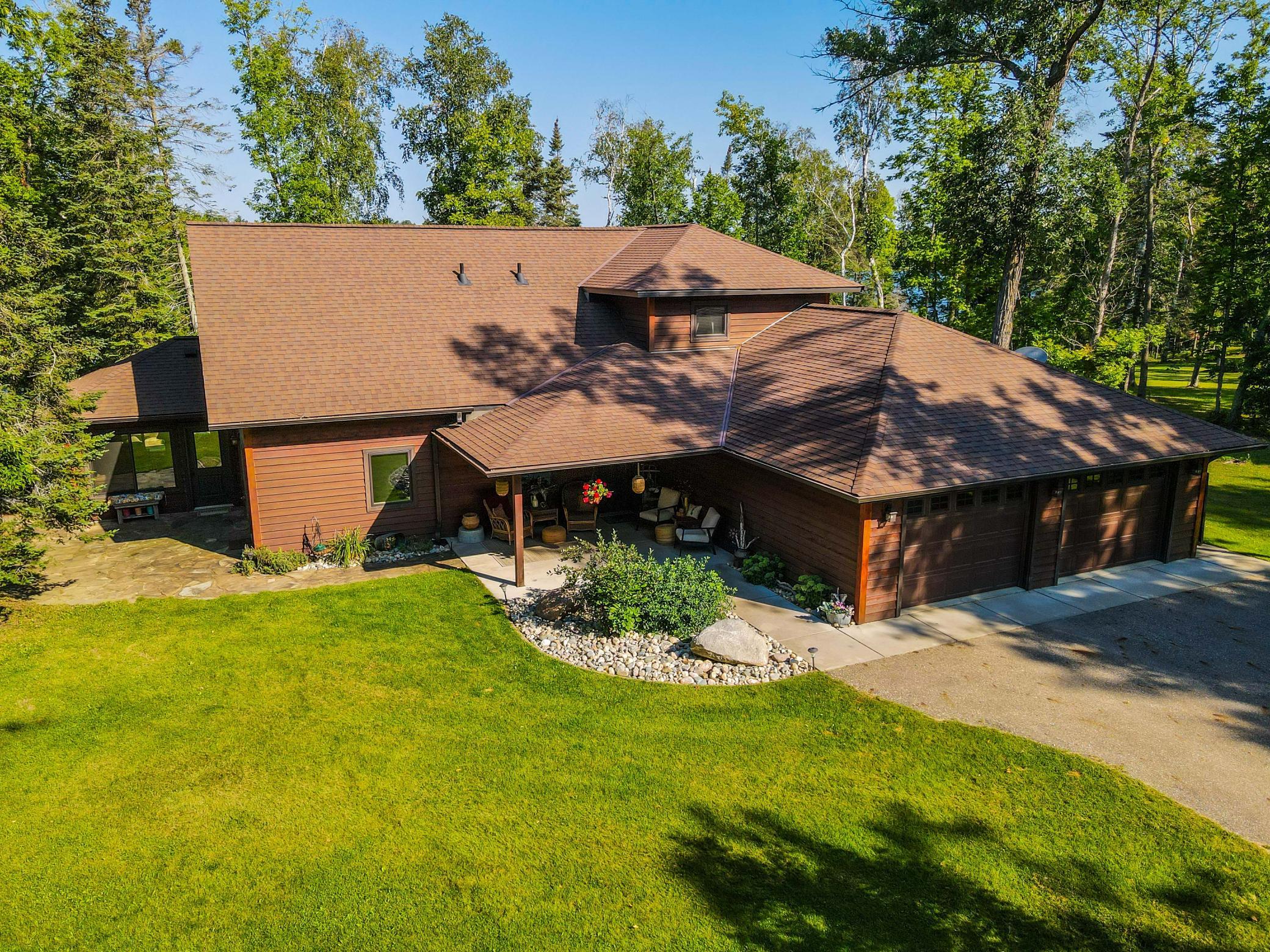 26089 Hammock Drive Property Photo 1