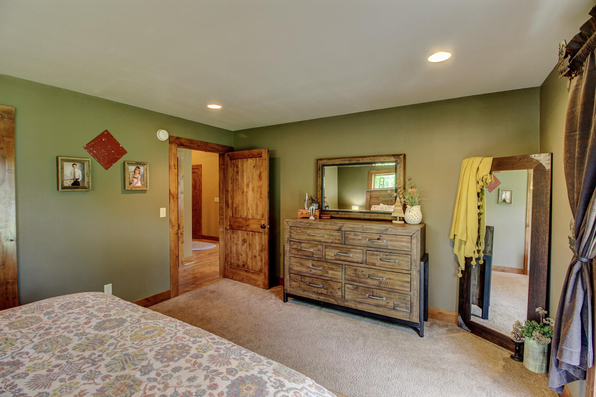 26089 Hammock Drive Property Photo 26
