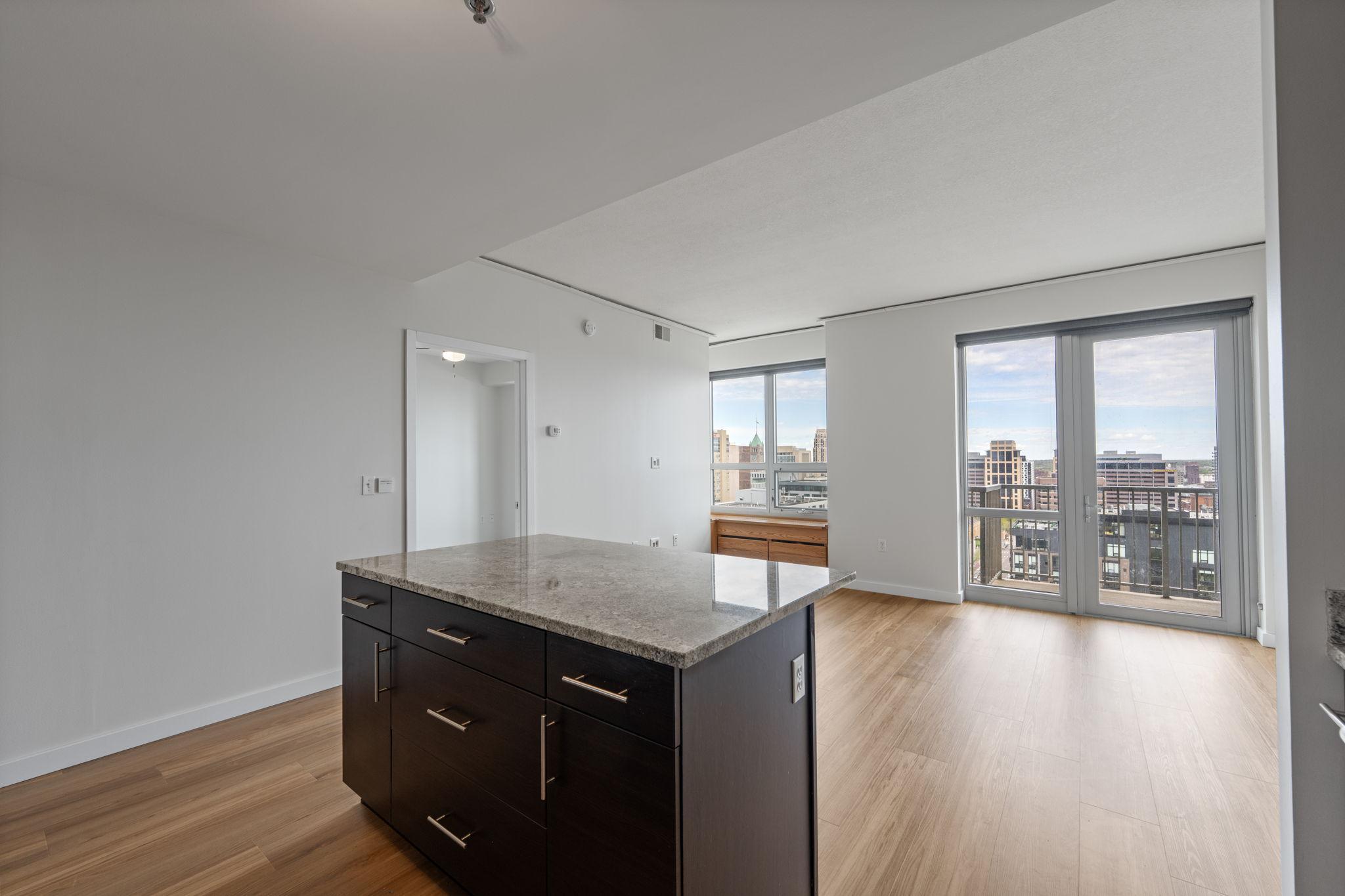 929 Portland Avenue 2103 Property Photo 13