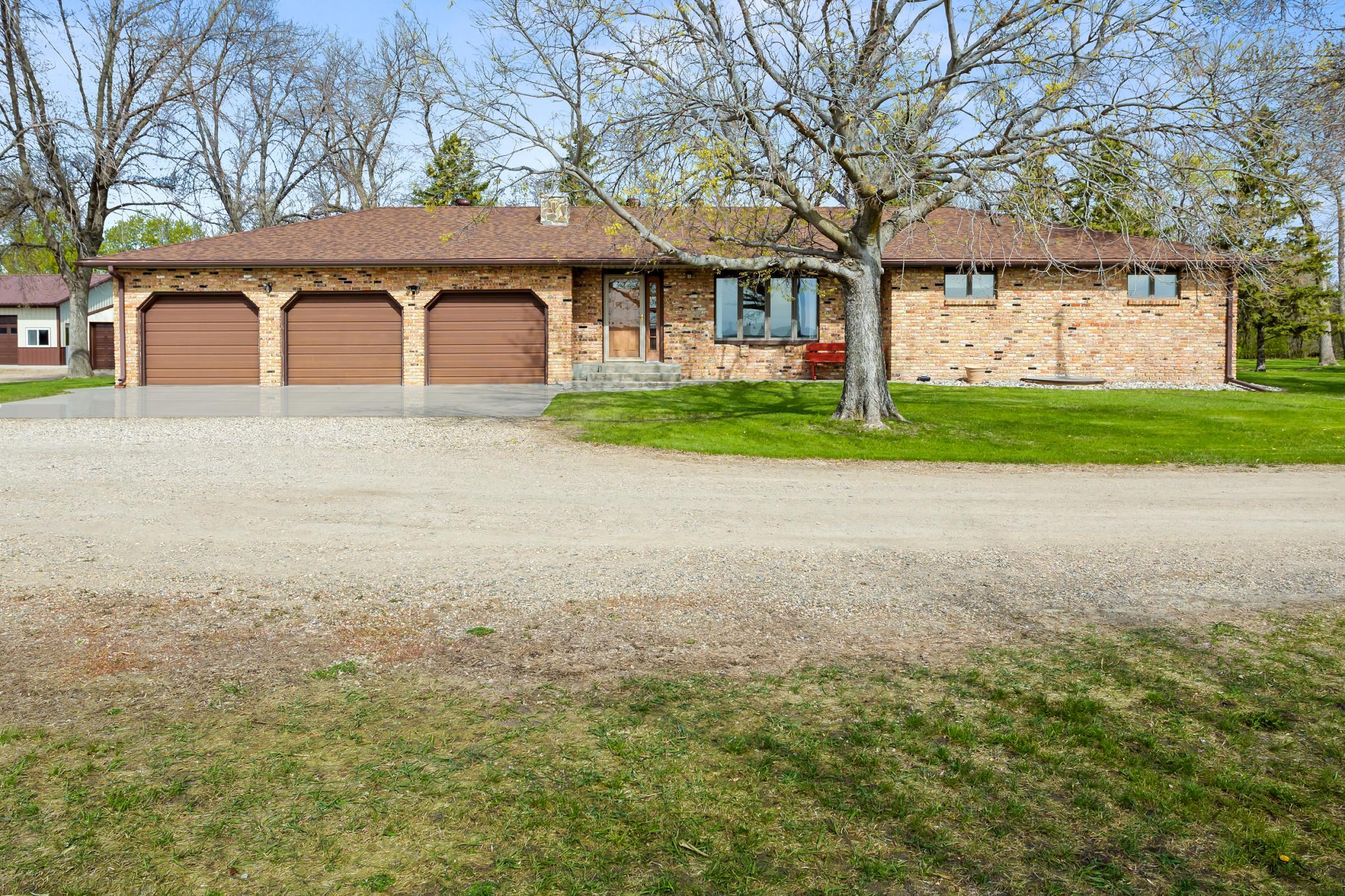 3305 Us Highway 75 Property Photo 1
