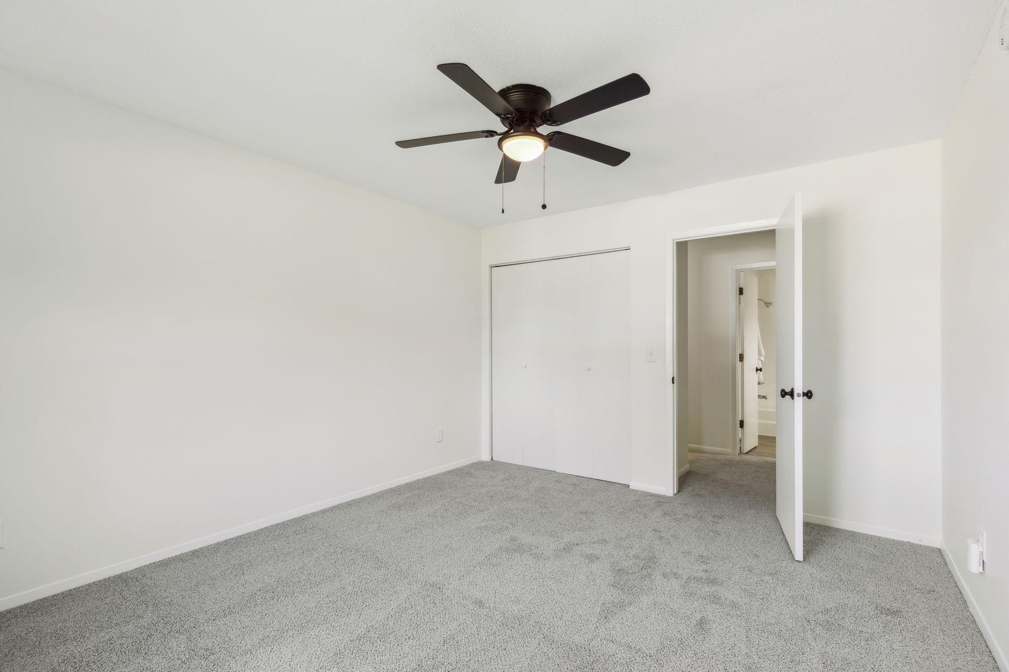 2011 E 122nd Street D5 Property Photo 13