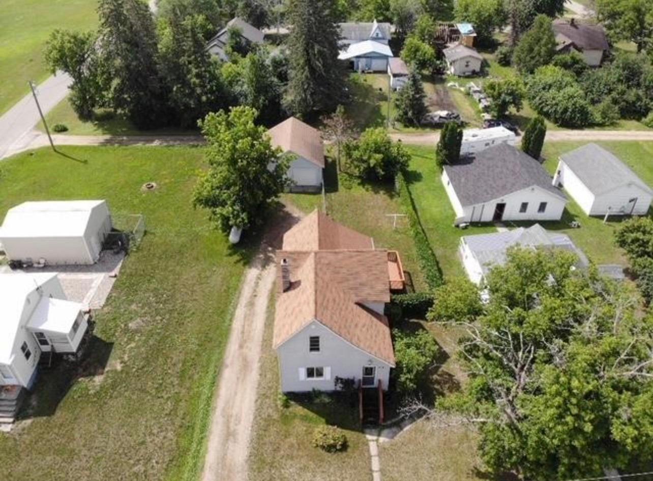 317 Minnesota Avenue E Property Photo 1