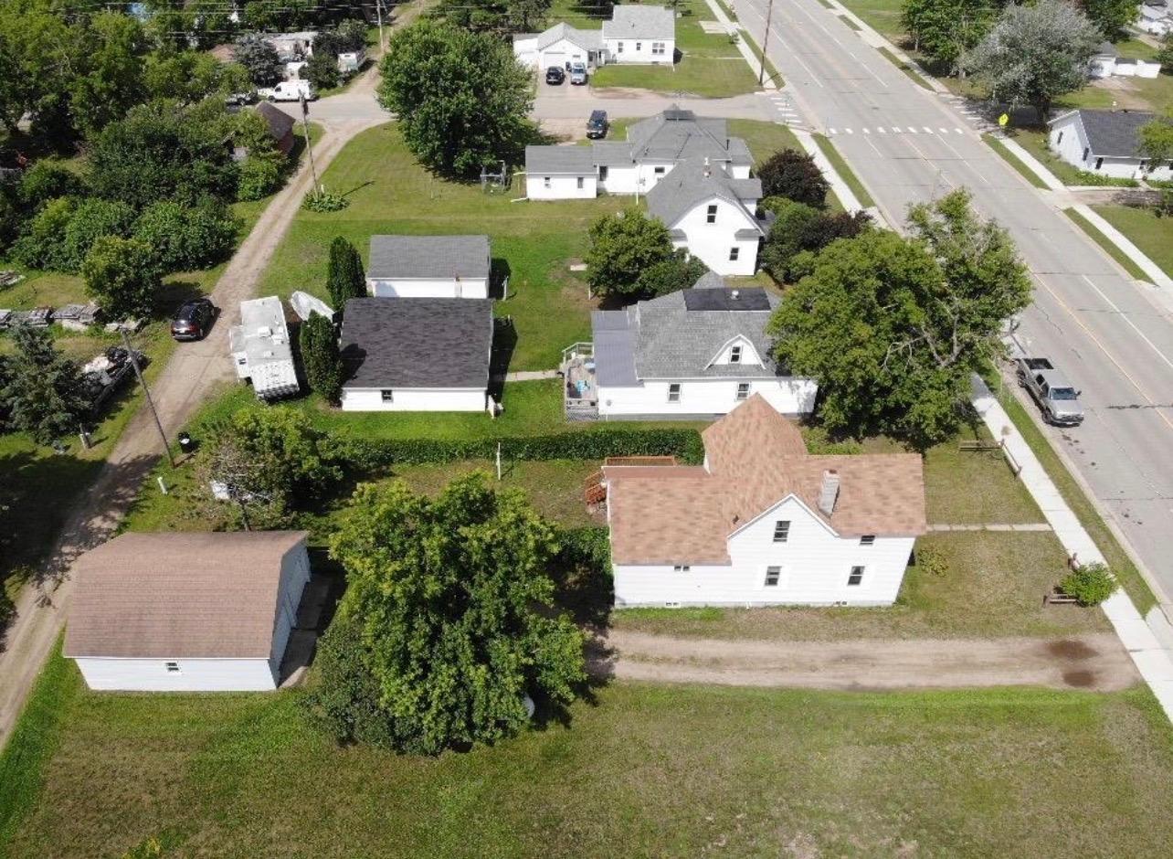 317 Minnesota Avenue E Property Photo 4
