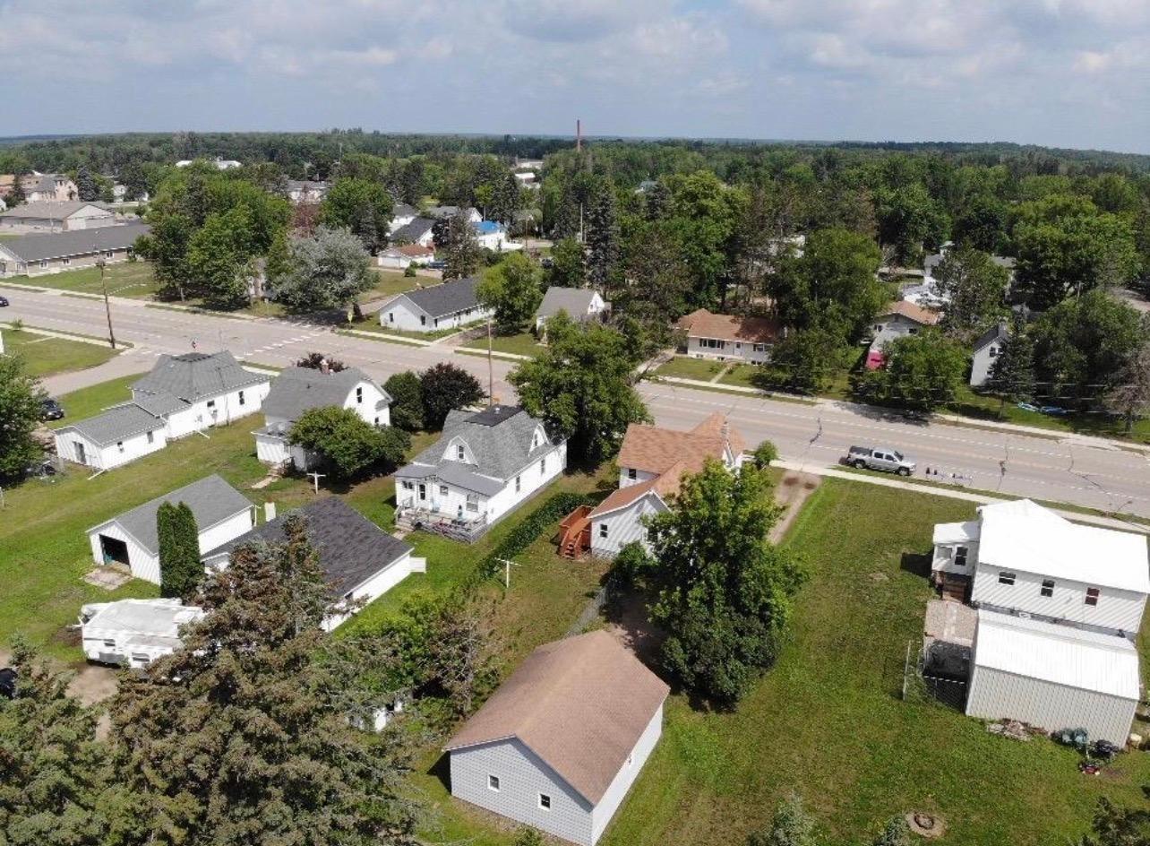 317 Minnesota Avenue E Property Photo 6