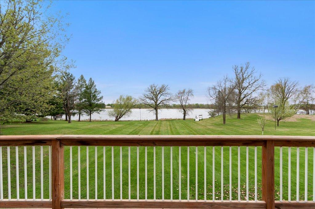 42380 352nd Lane Property Photo 2