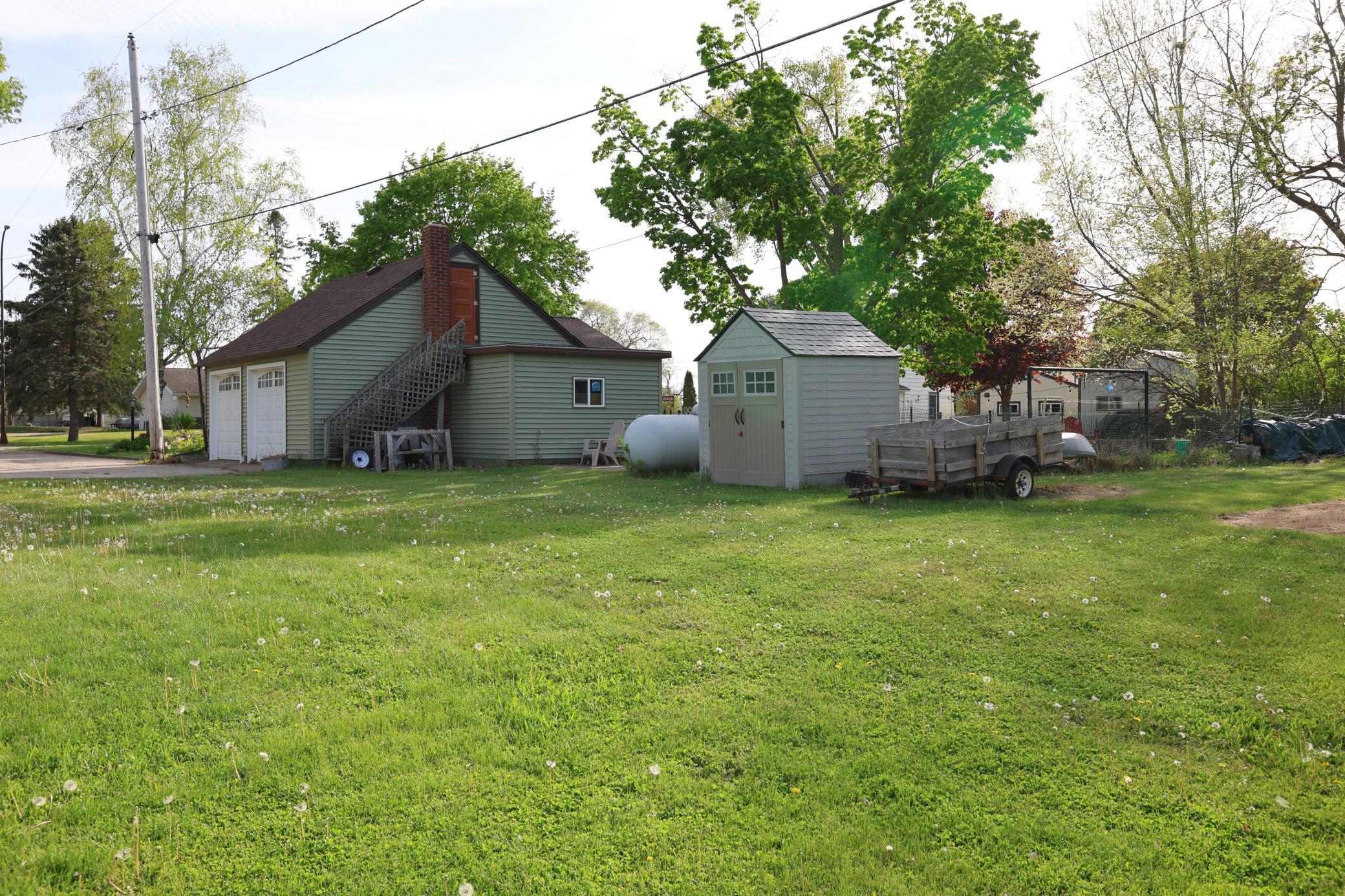 708 3rd Street Property Photo 14