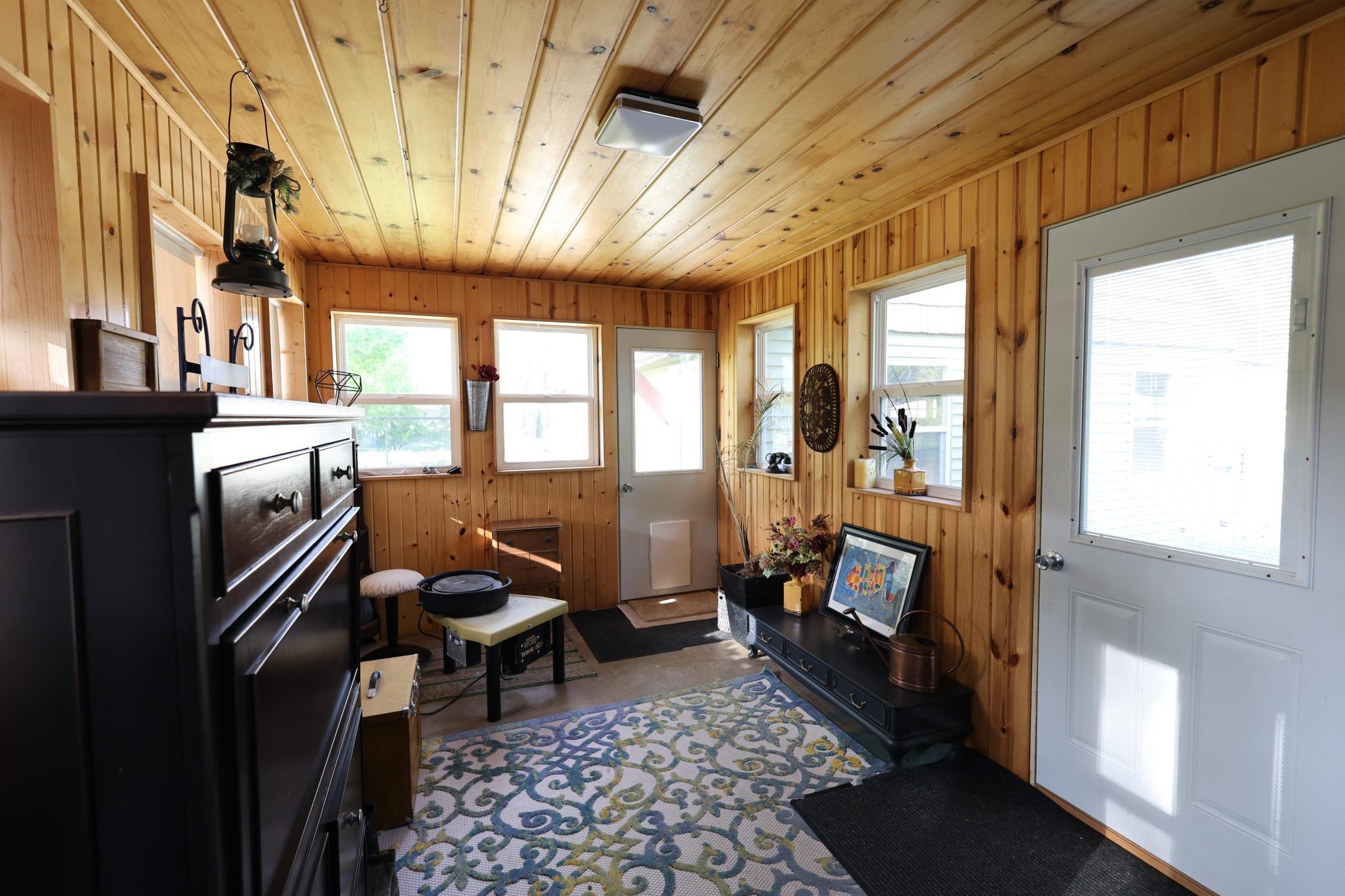 708 3rd Street Property Photo 18