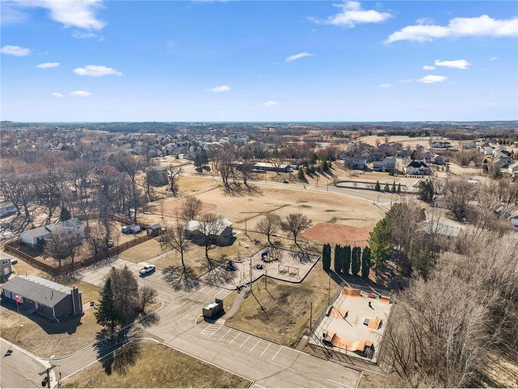 401 James Parkway Property Photo 20
