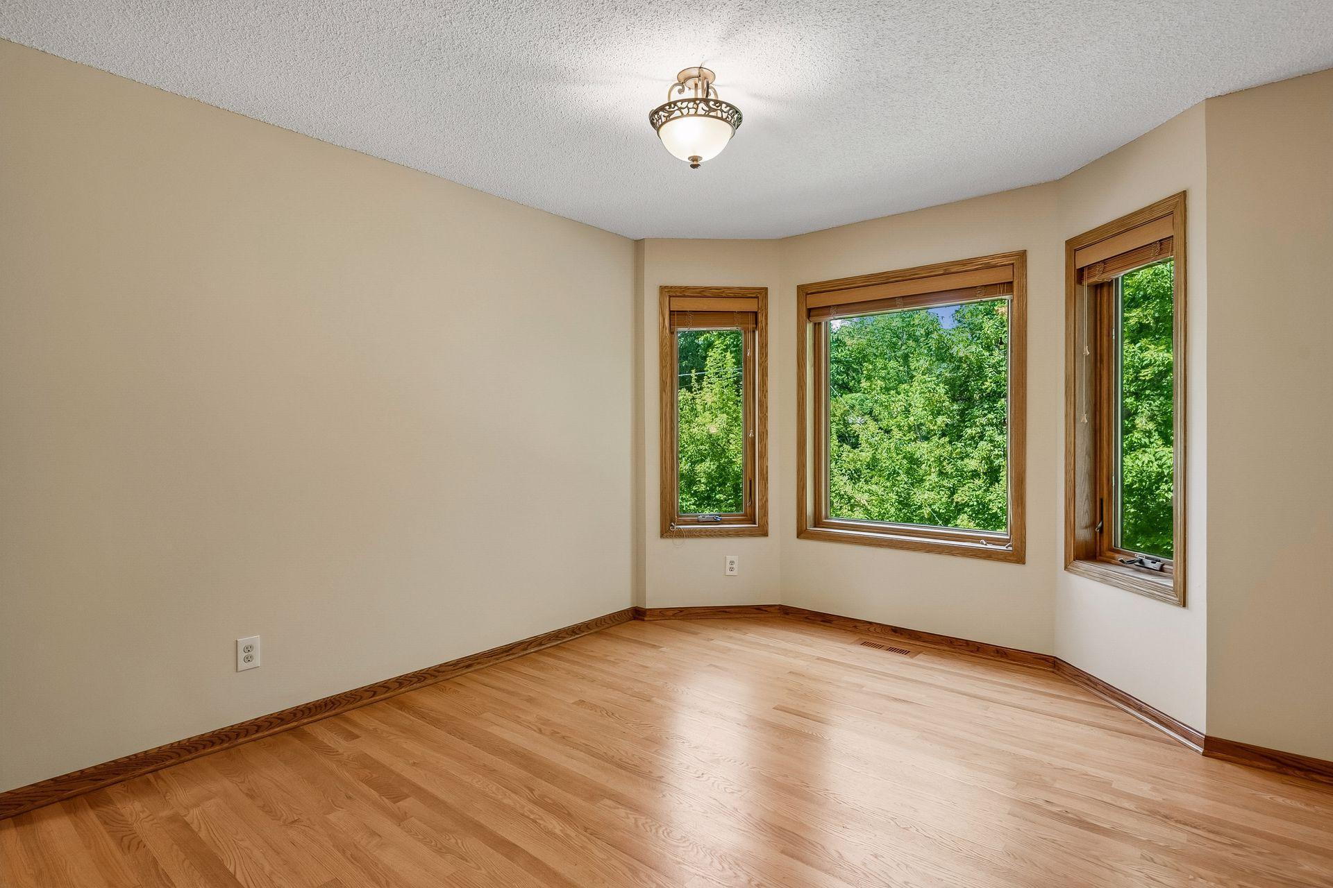 10416 Briar Circle Property Photo 5