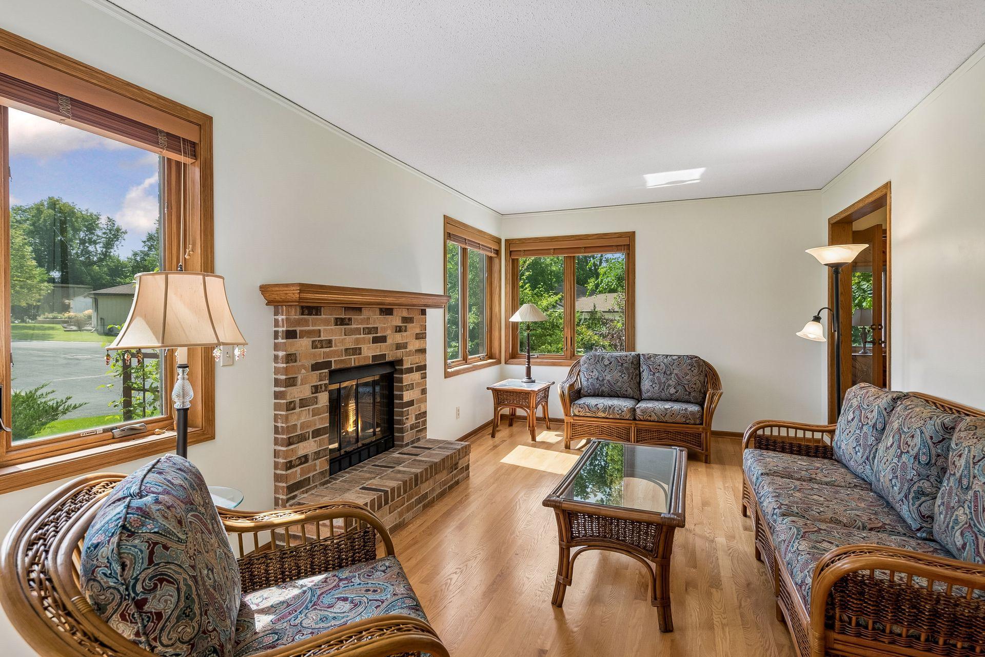 10416 Briar Circle Property Photo 6