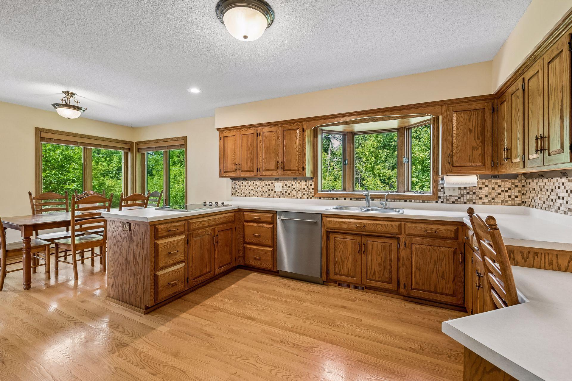 10416 Briar Circle Property Photo 11