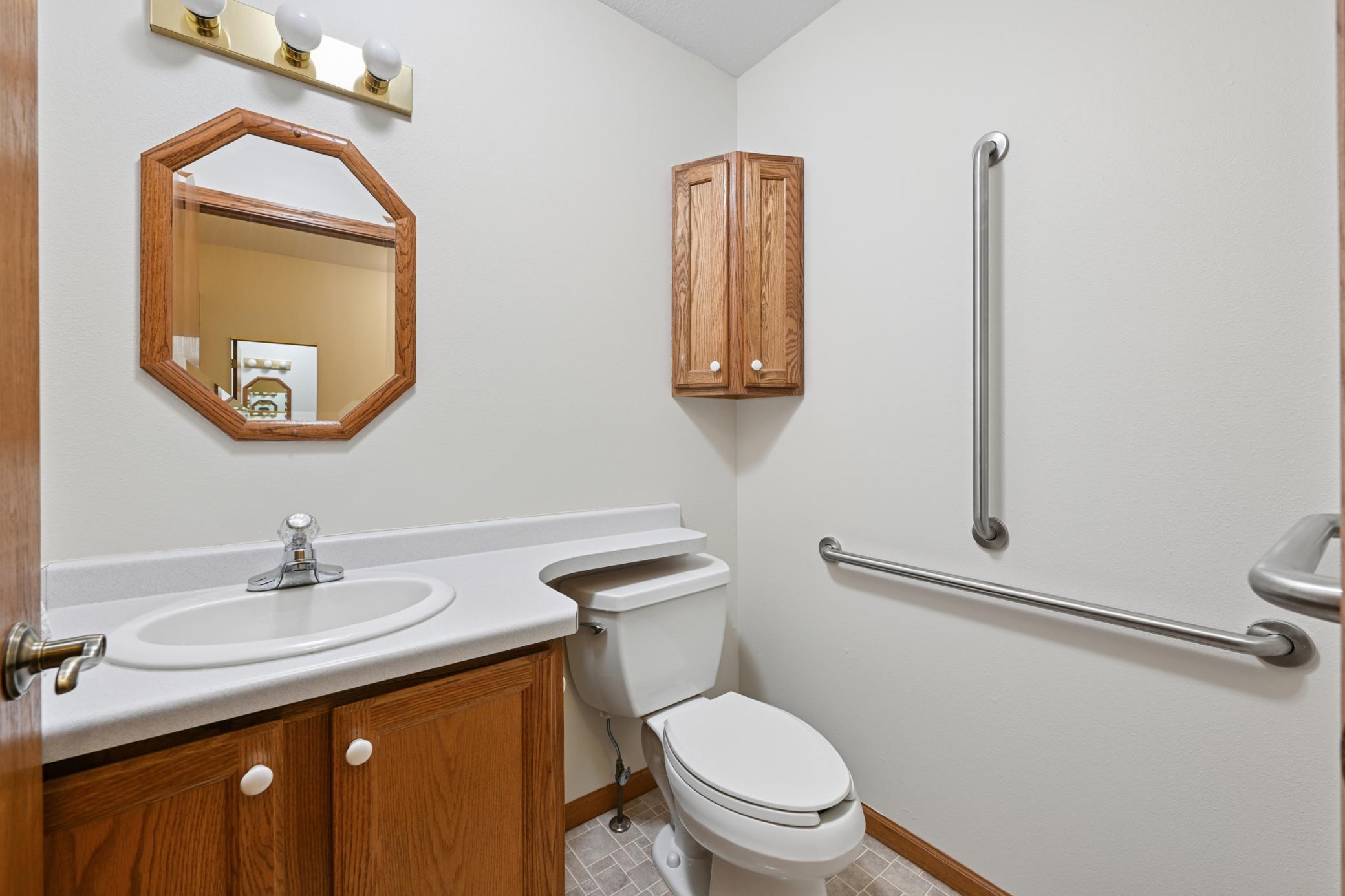 2120 Grotte Avenue Ne Property Photo 26