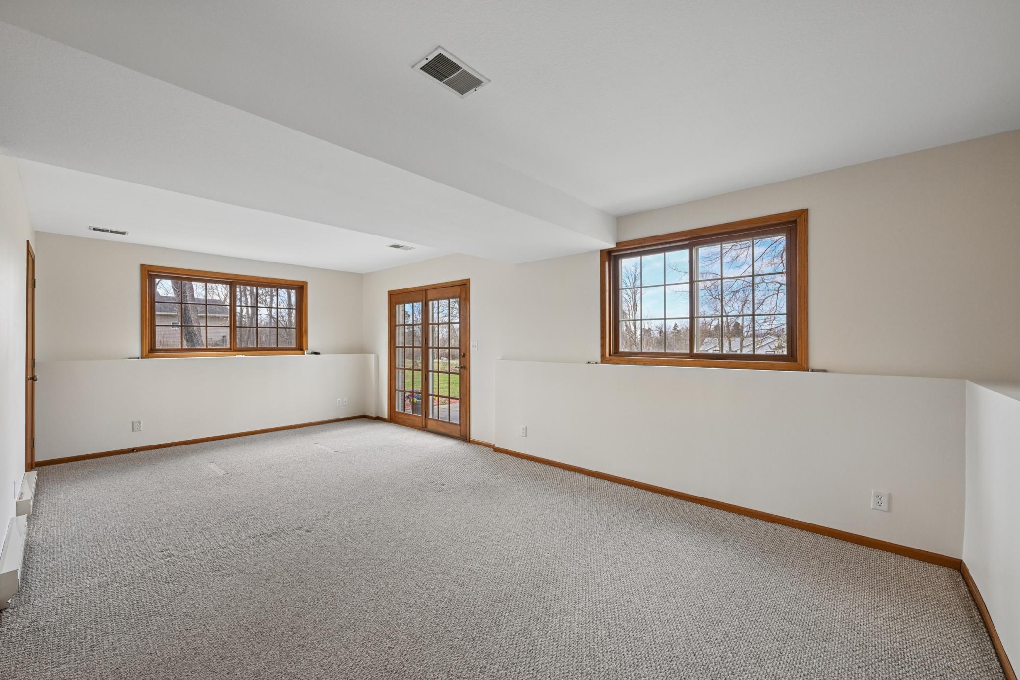 2120 Grotte Avenue Ne Property Photo 28