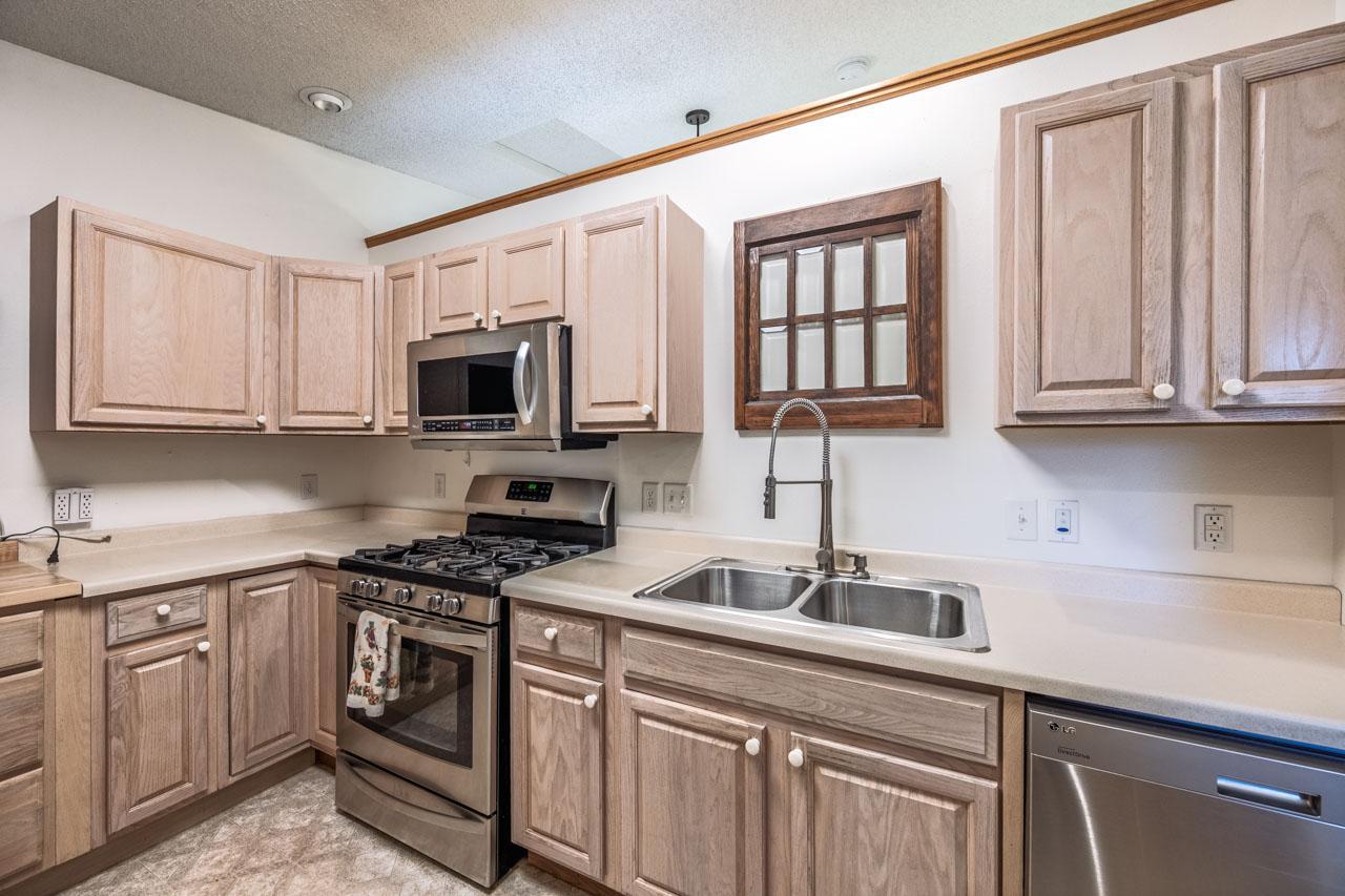 2506 21st Avenue E Property Photo 9
