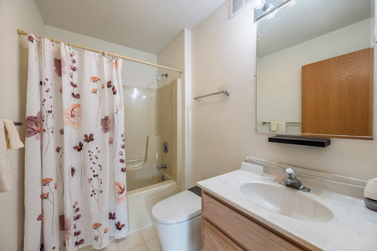 2506 21st Avenue E Property Photo 22