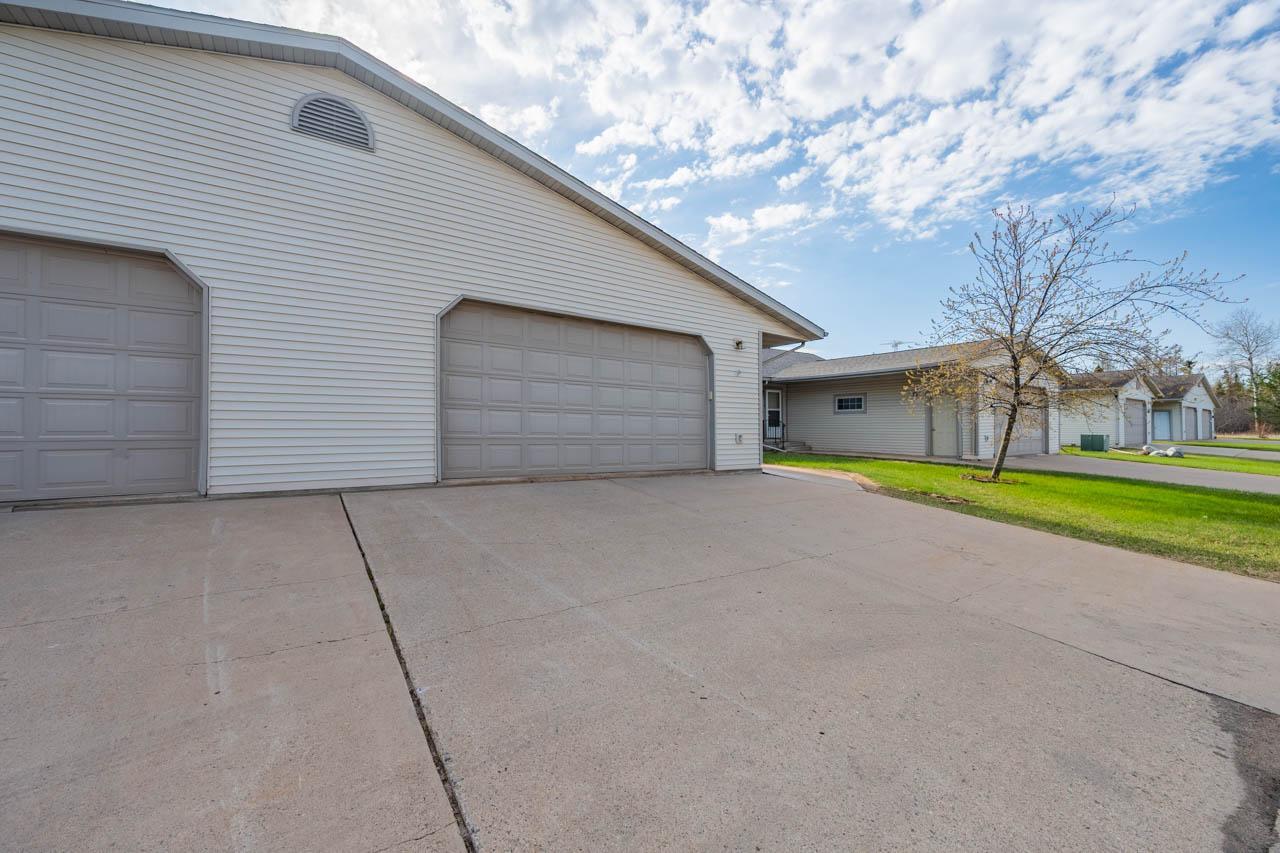 2506 21st Avenue E Property Photo 25