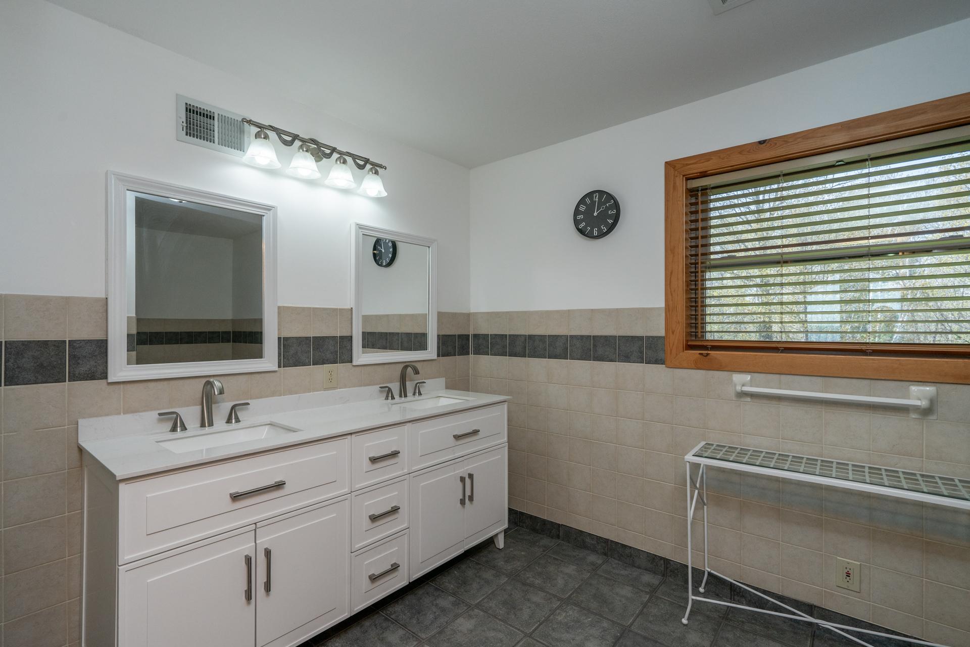 31512 Lowry Circle Property Photo 46