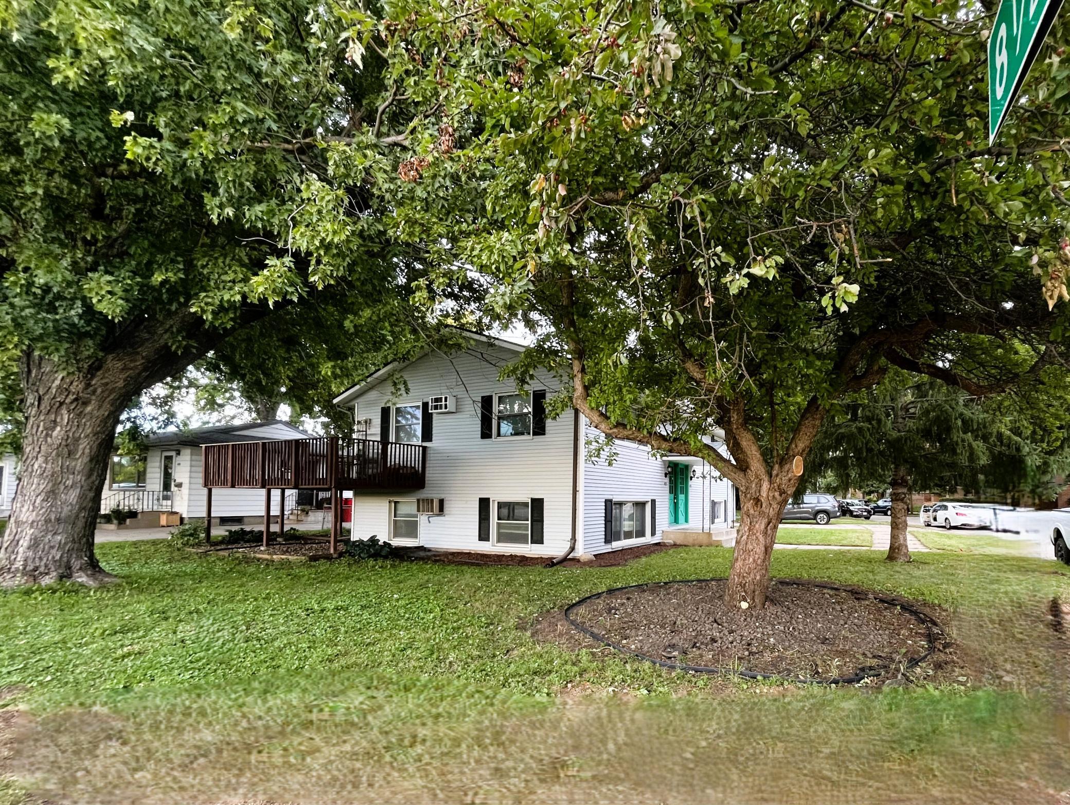 403 8 1/2 Avenue NW Property Photo 1