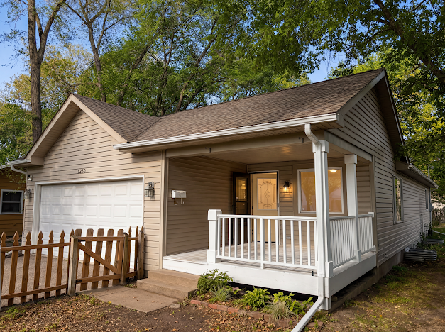 5259 Knox Avenue N Property Photo 3