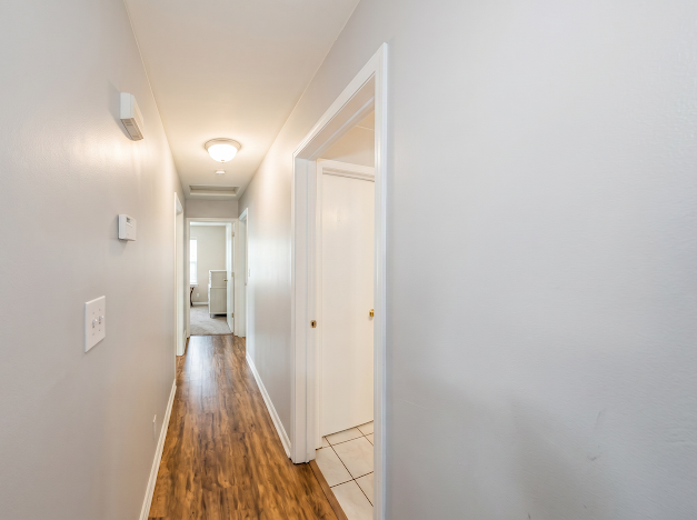 5259 Knox Avenue N Property Photo 12