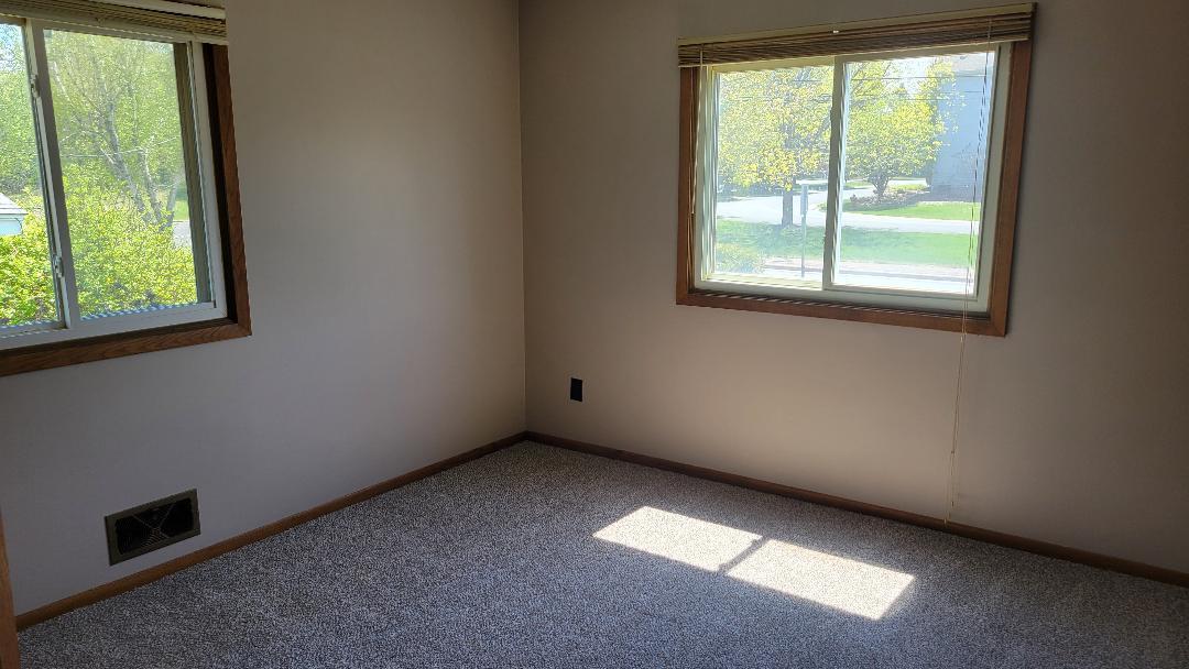 341 Hickory Street Property Photo 6