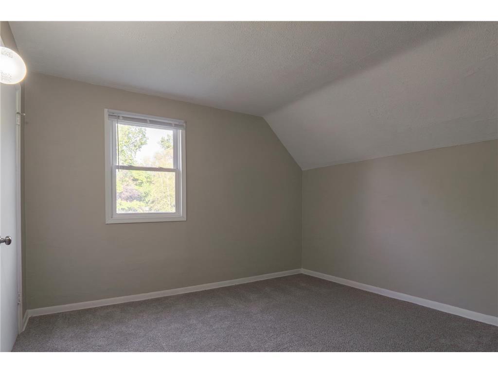 608 7th Ave S Property Photo 10