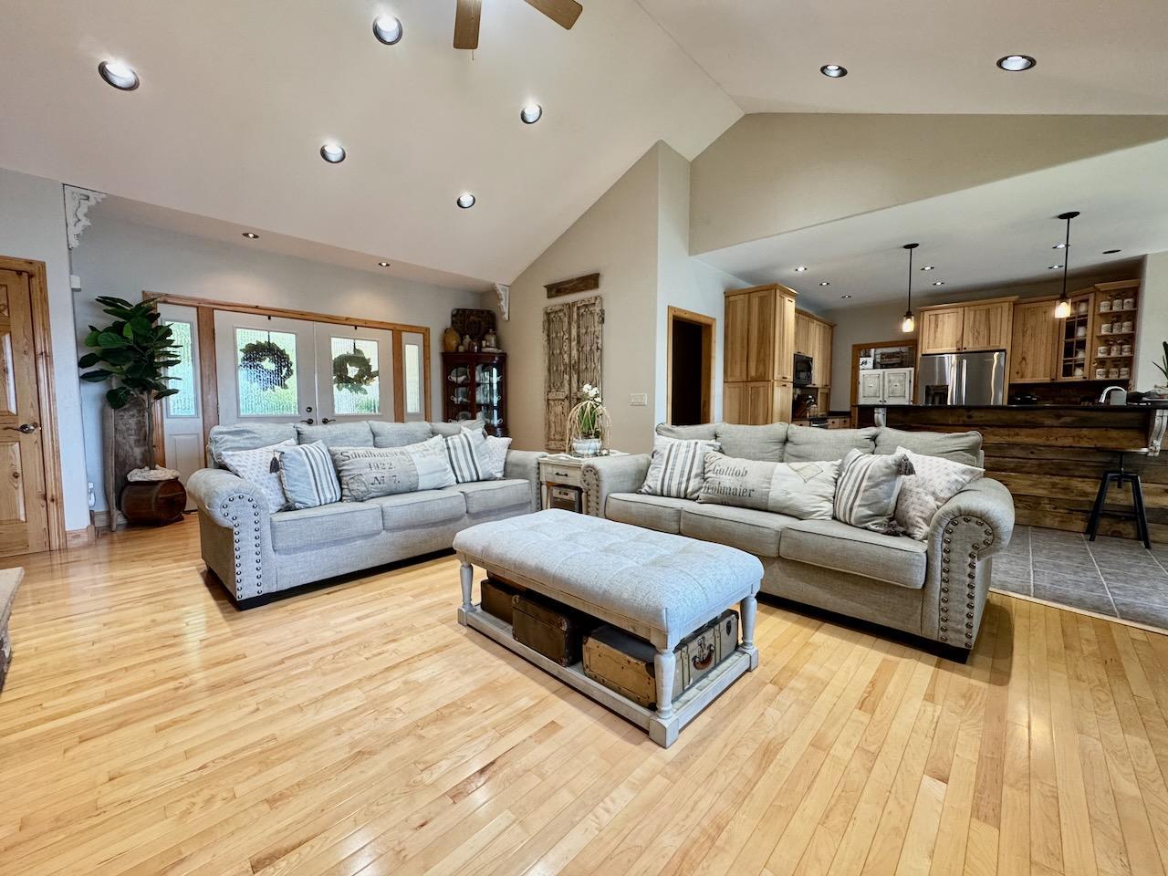 23673 Clarissa Haven Drive Property Photo 10