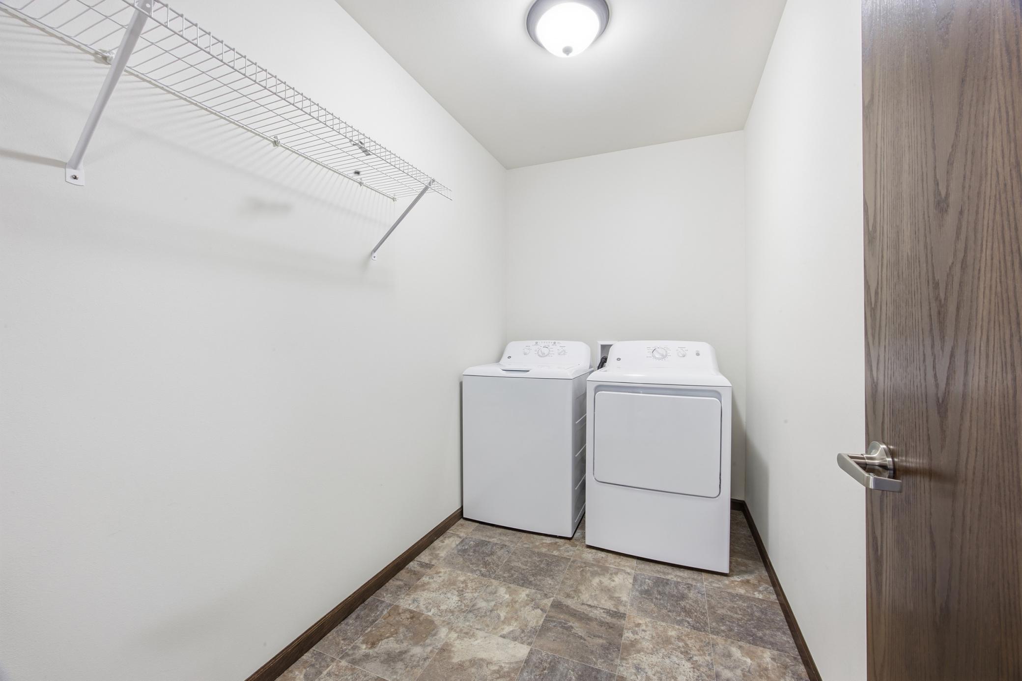 1206 Commander Drive W Property Photo 30