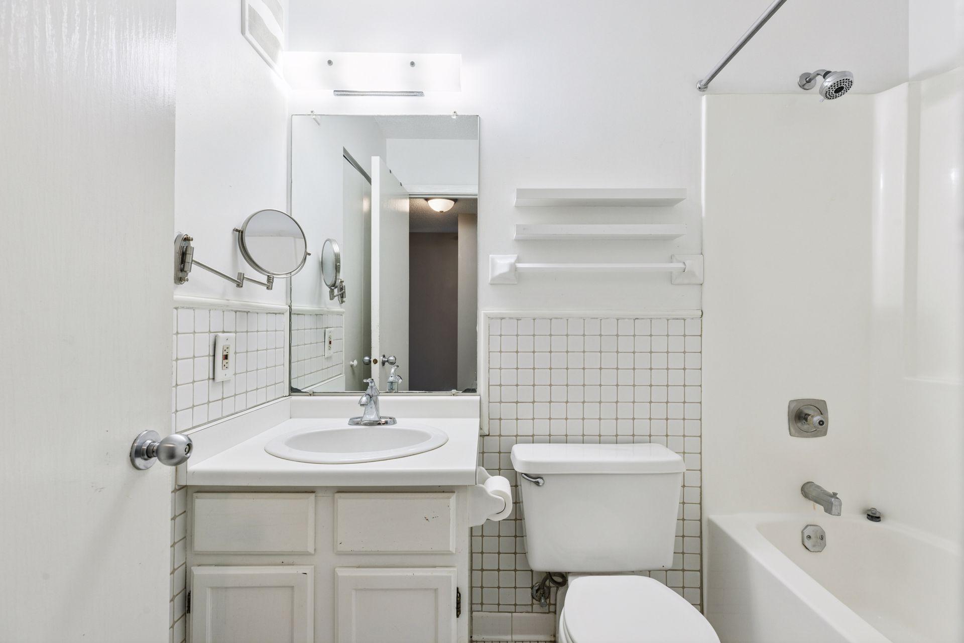 66 9th Street E 1609 Property Photo 9