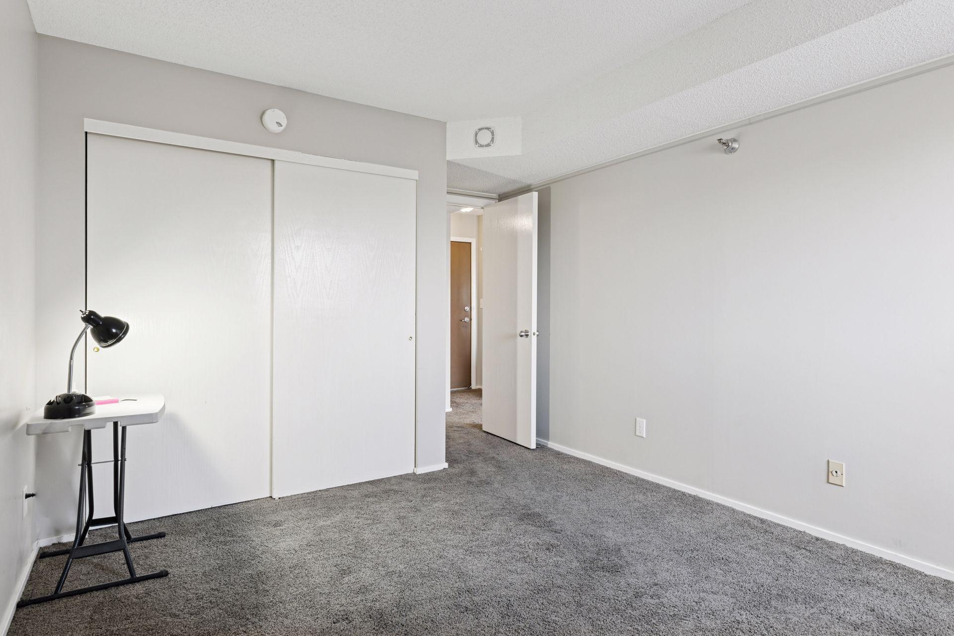 66 9th Street E 1609 Property Photo 12