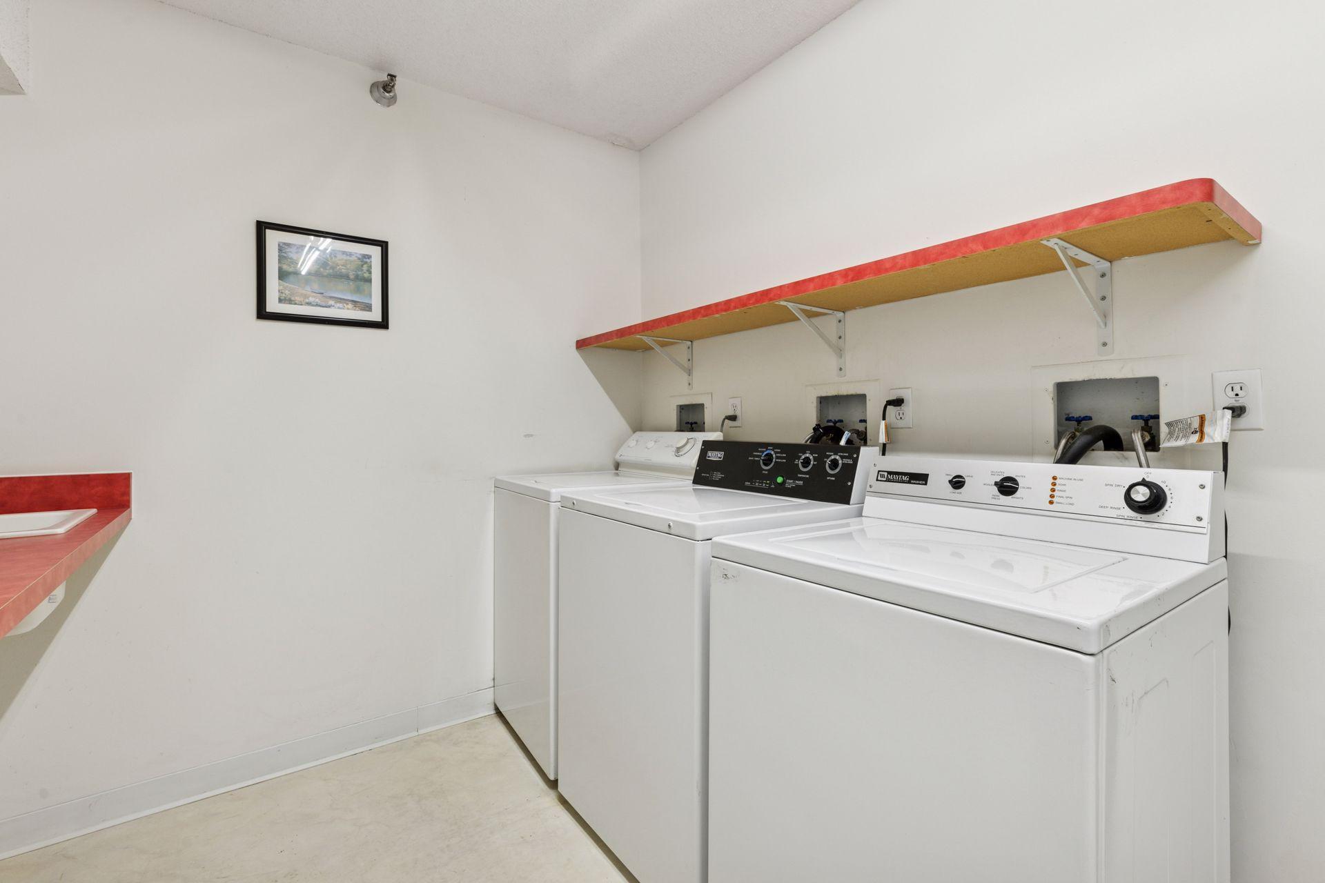 66 9th Street E 1609 Property Photo 14