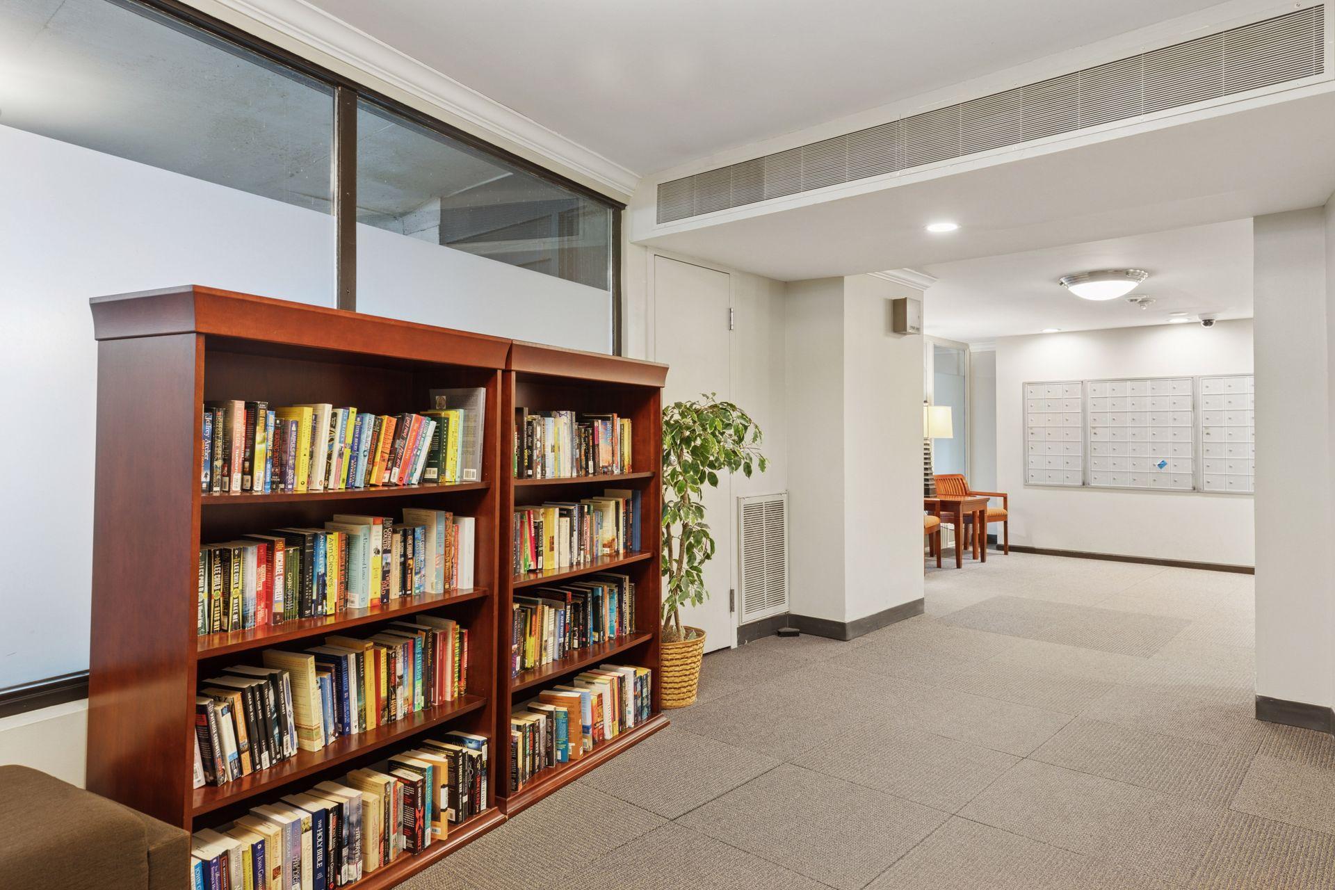 66 9th Street E 1609 Property Photo 15
