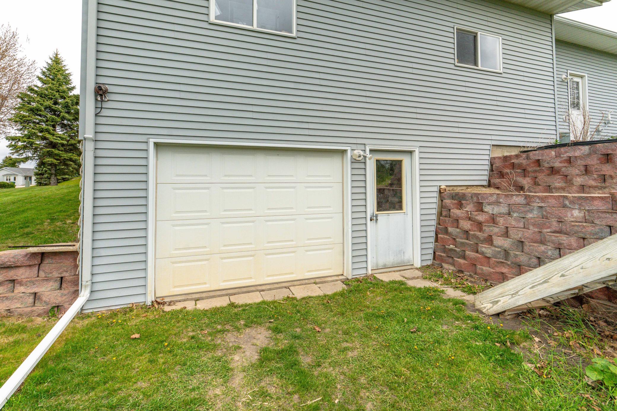 16990 River Oaks Boulevard Property Photo 20