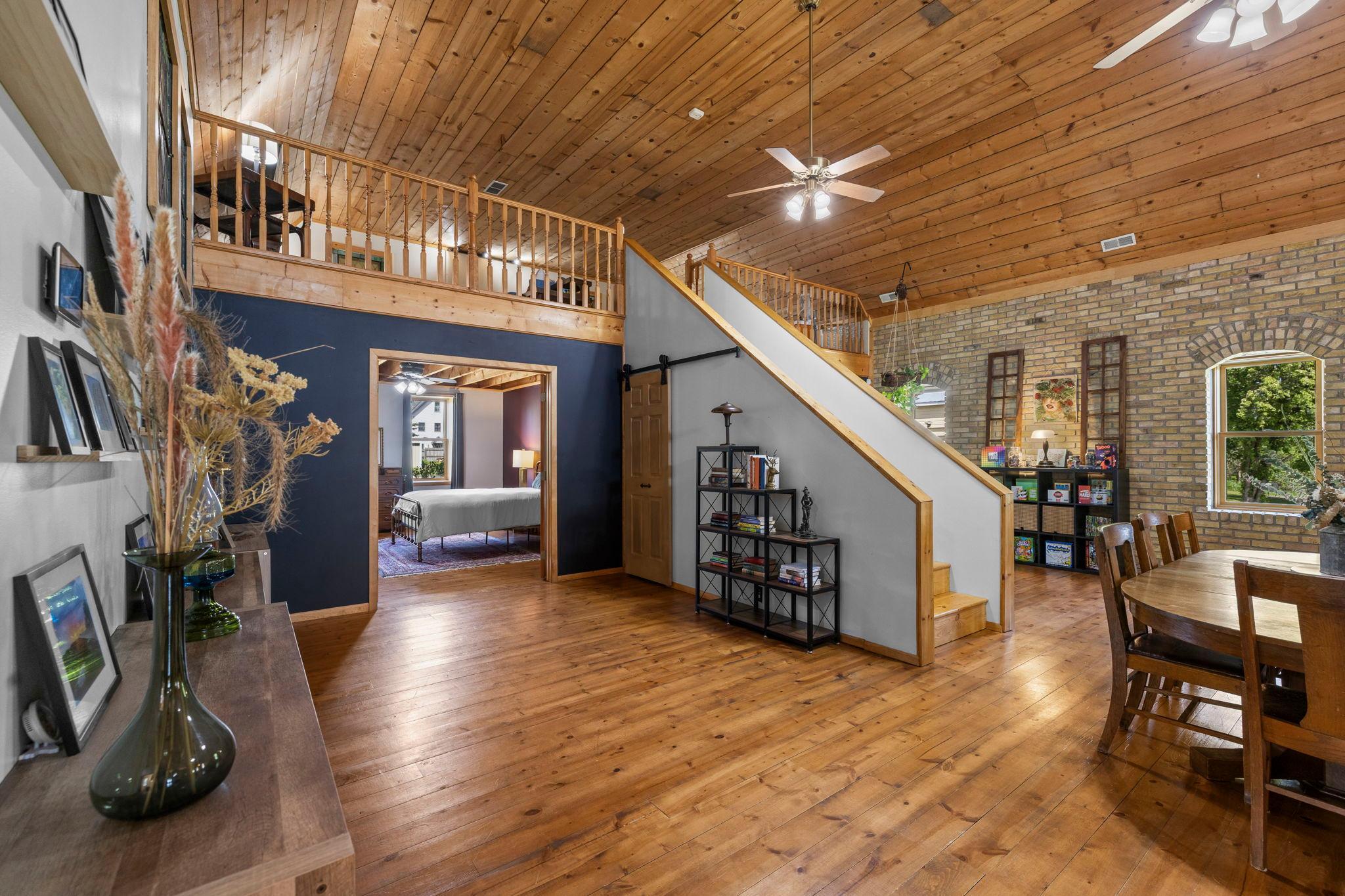 8825 Greeley Loop Property Photo 13