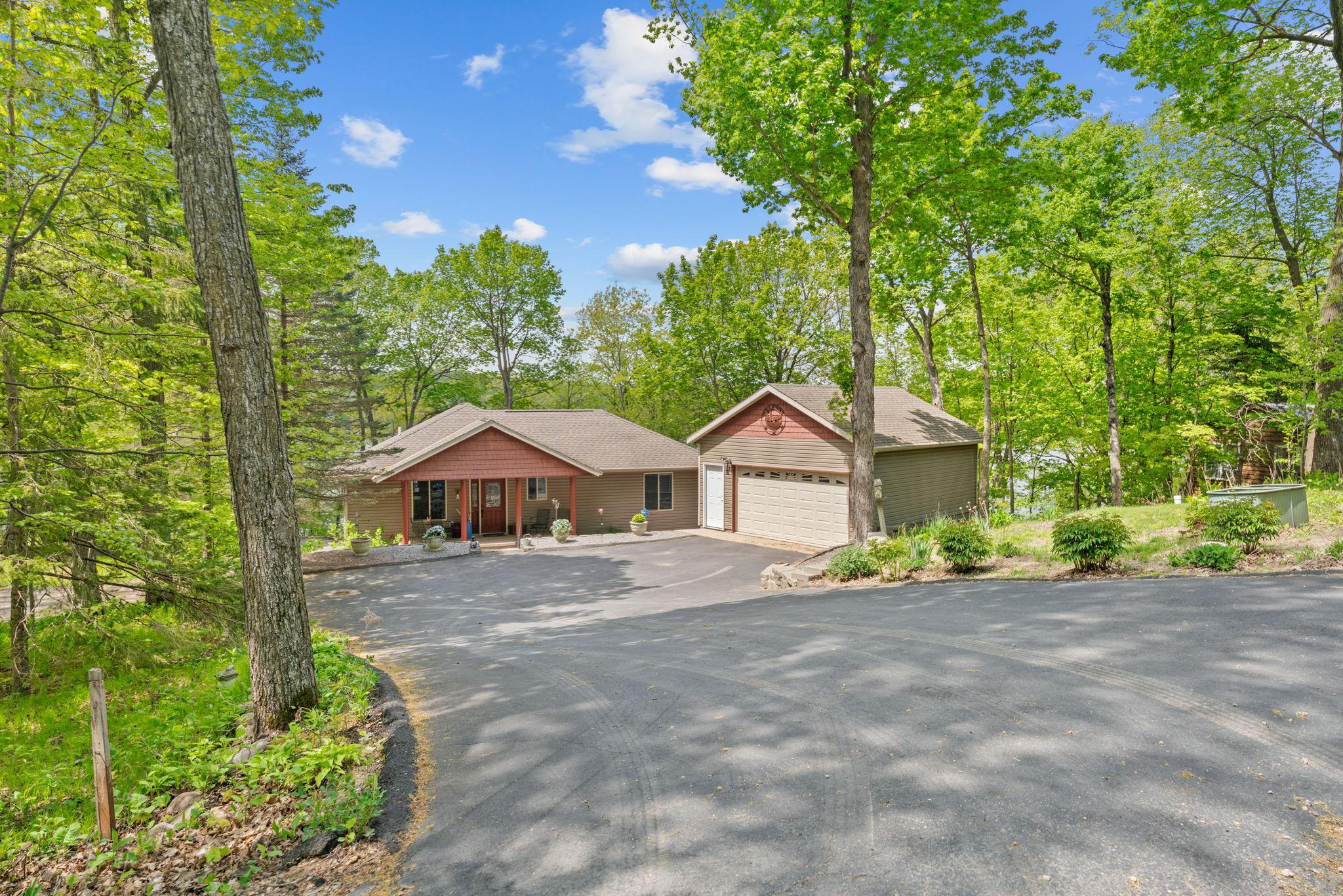 10039 Amigo Trail Property Photo 1