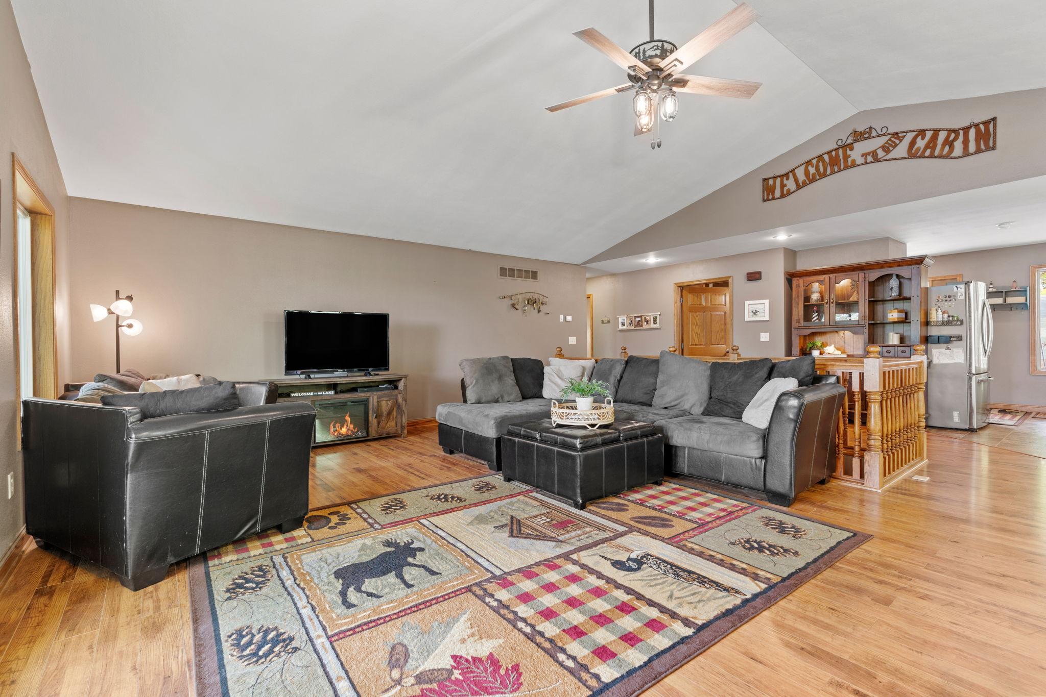 10039 Amigo Trail Property Photo 6