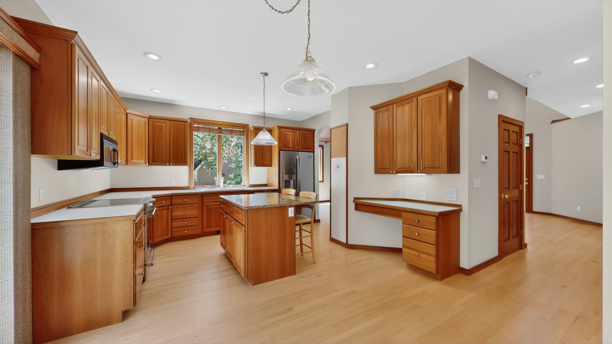 1052 Foxcroft Circle Sw Property Photo 16